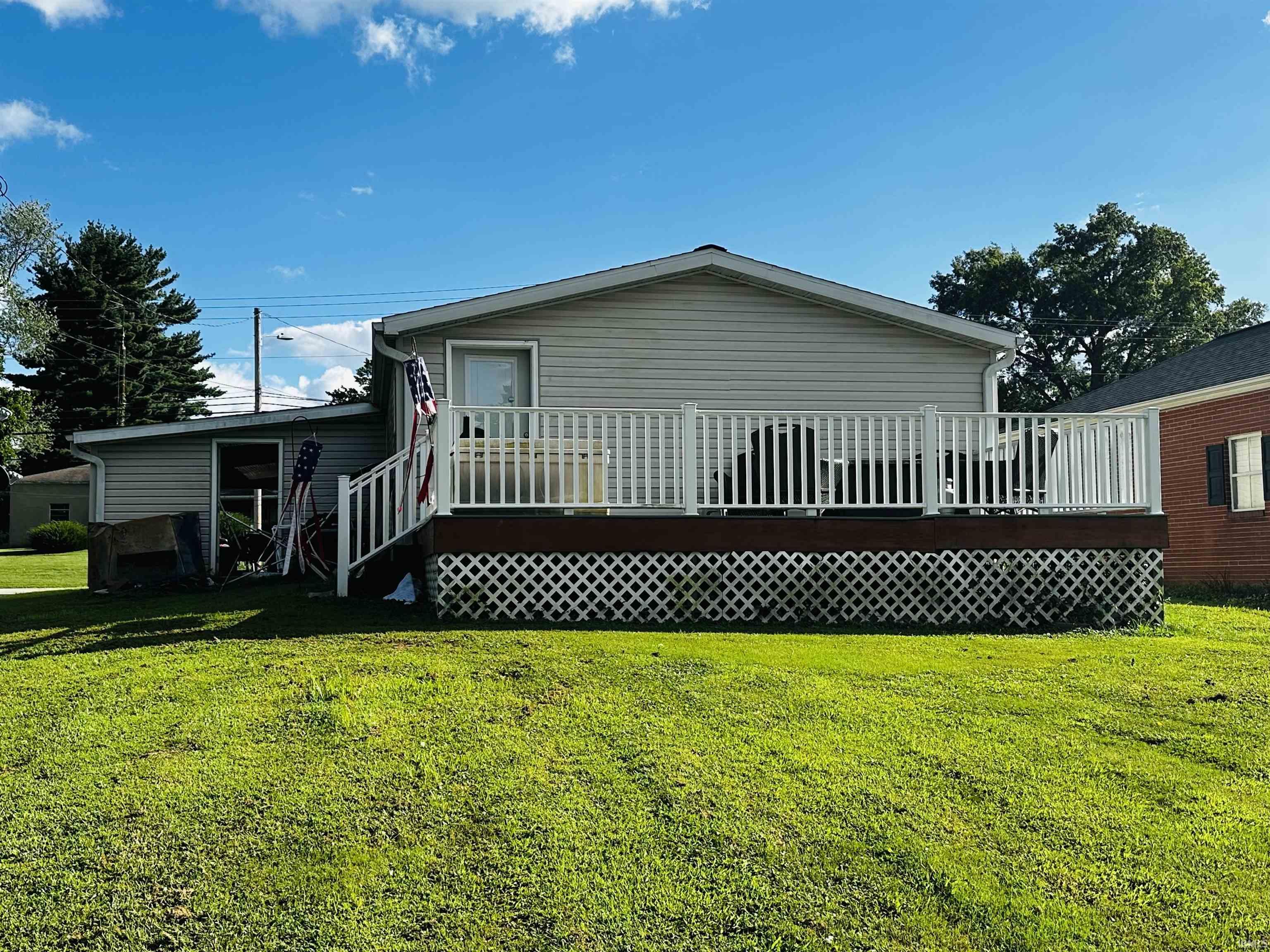 Homes for sale in Washington, IN | 1310 State St, Washington, IN 47501 | MLS# 202534322