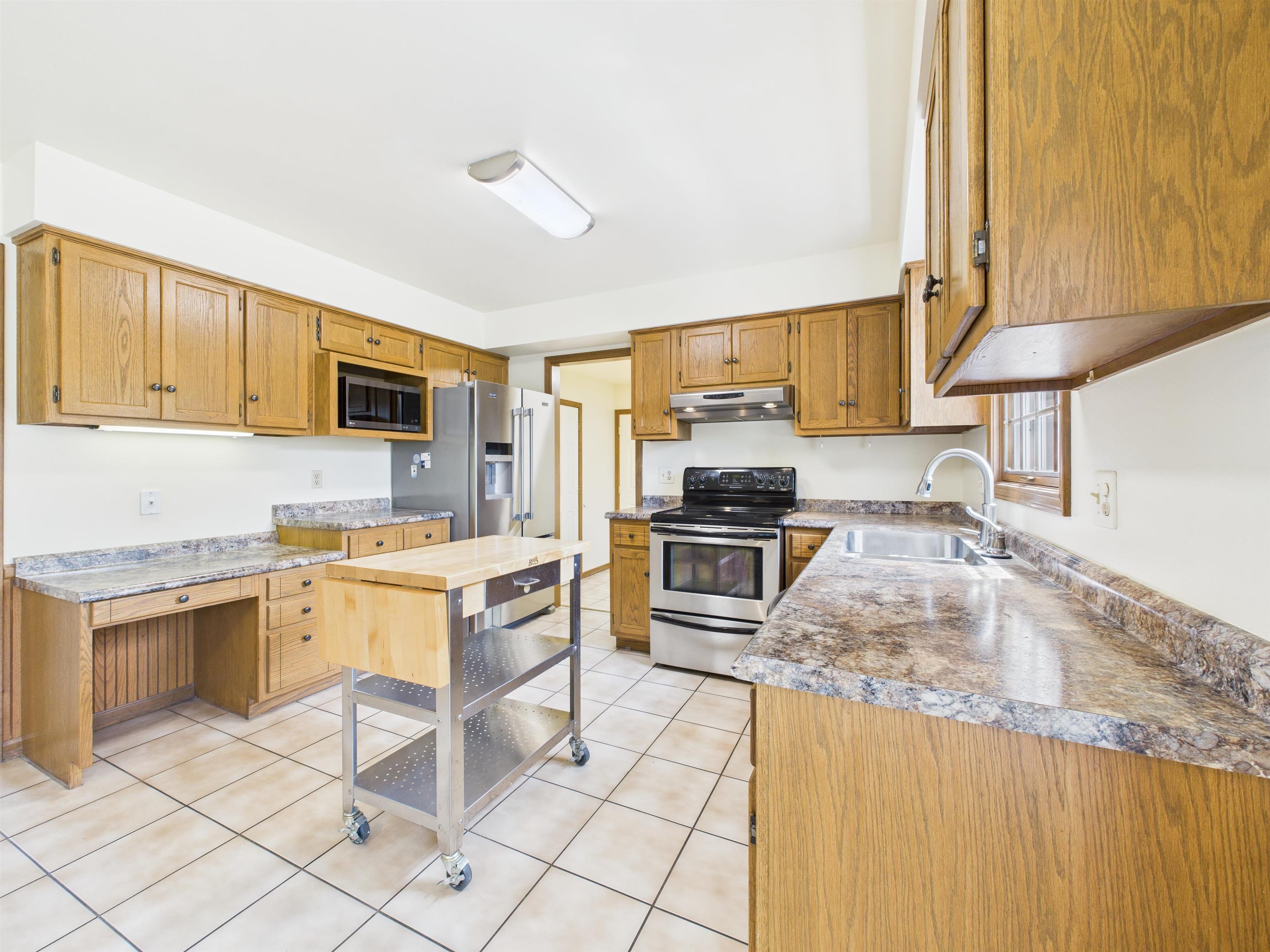 Photo 11 of 37 Northway Drive