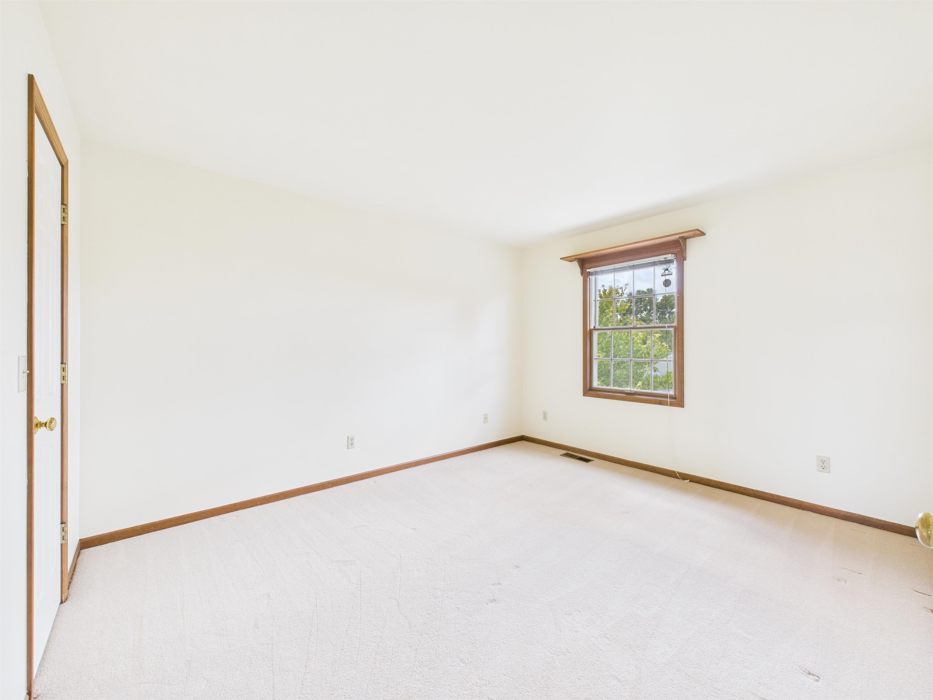 Photo 23 of 37 Northway Drive