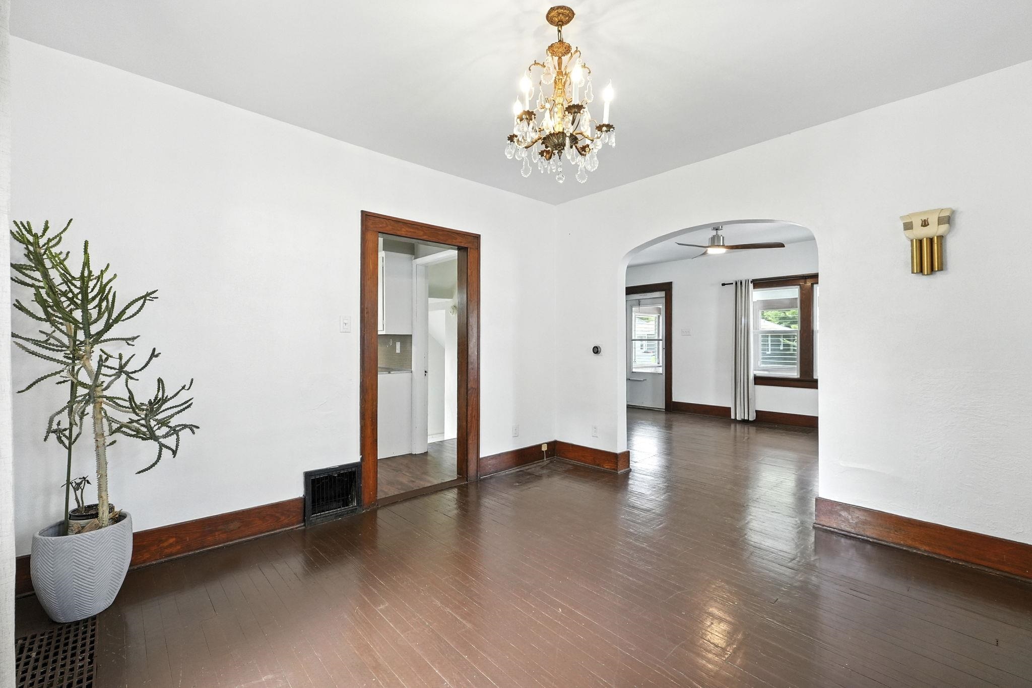 Photo 17 of 716 Anderson Avenue