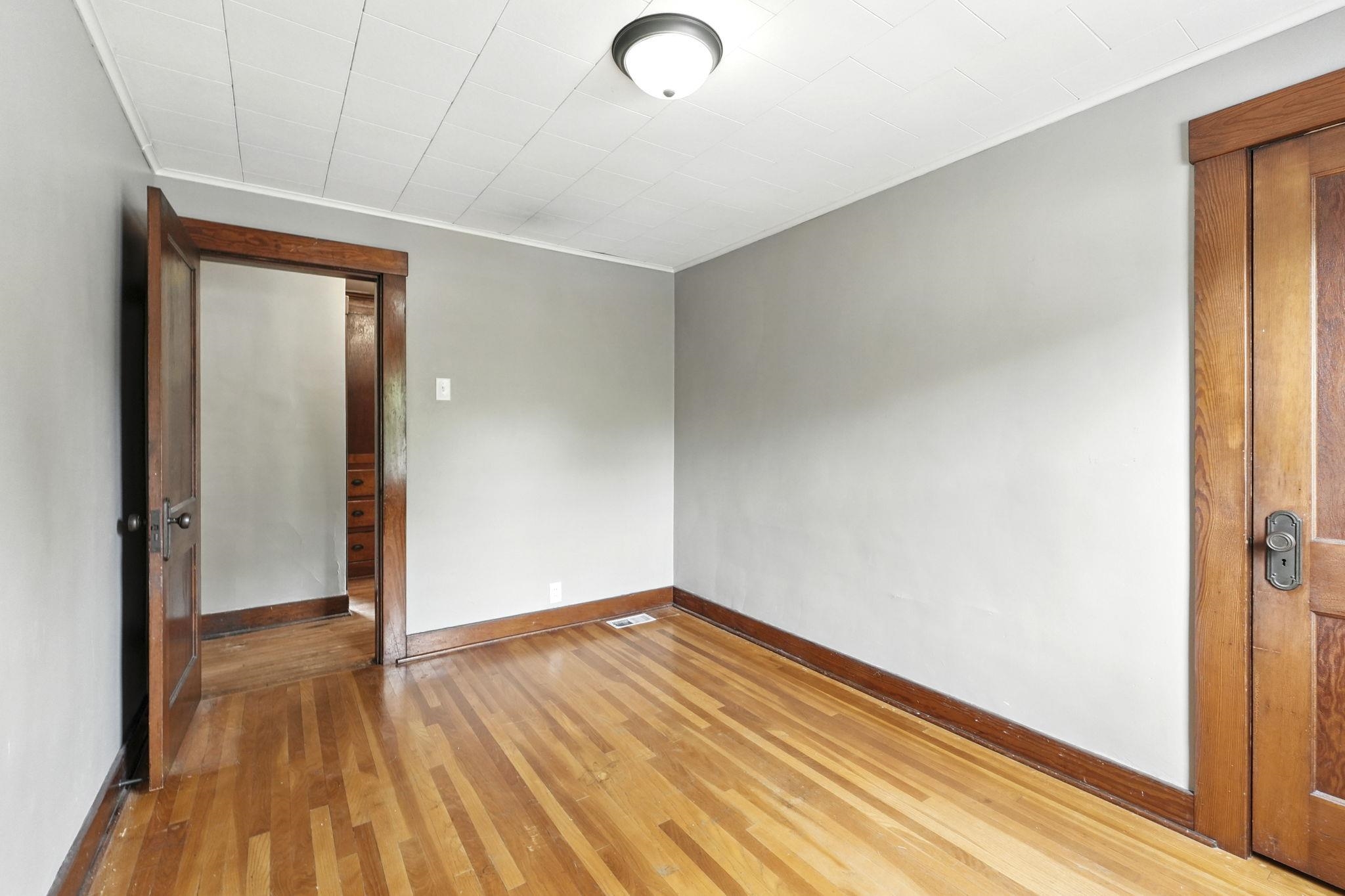 Photo 20 of 716 Anderson Avenue