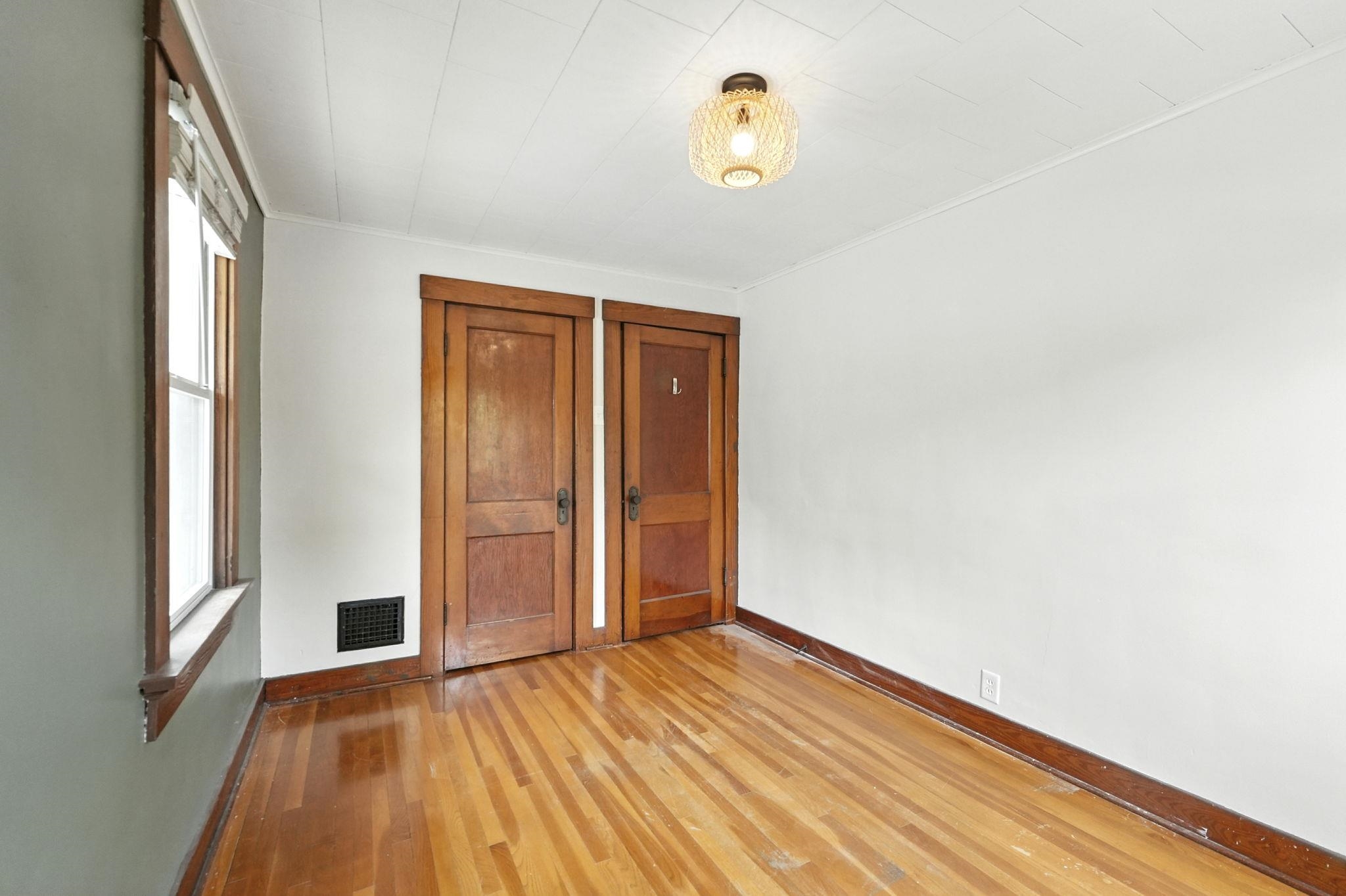 Photo 23 of 716 Anderson Avenue