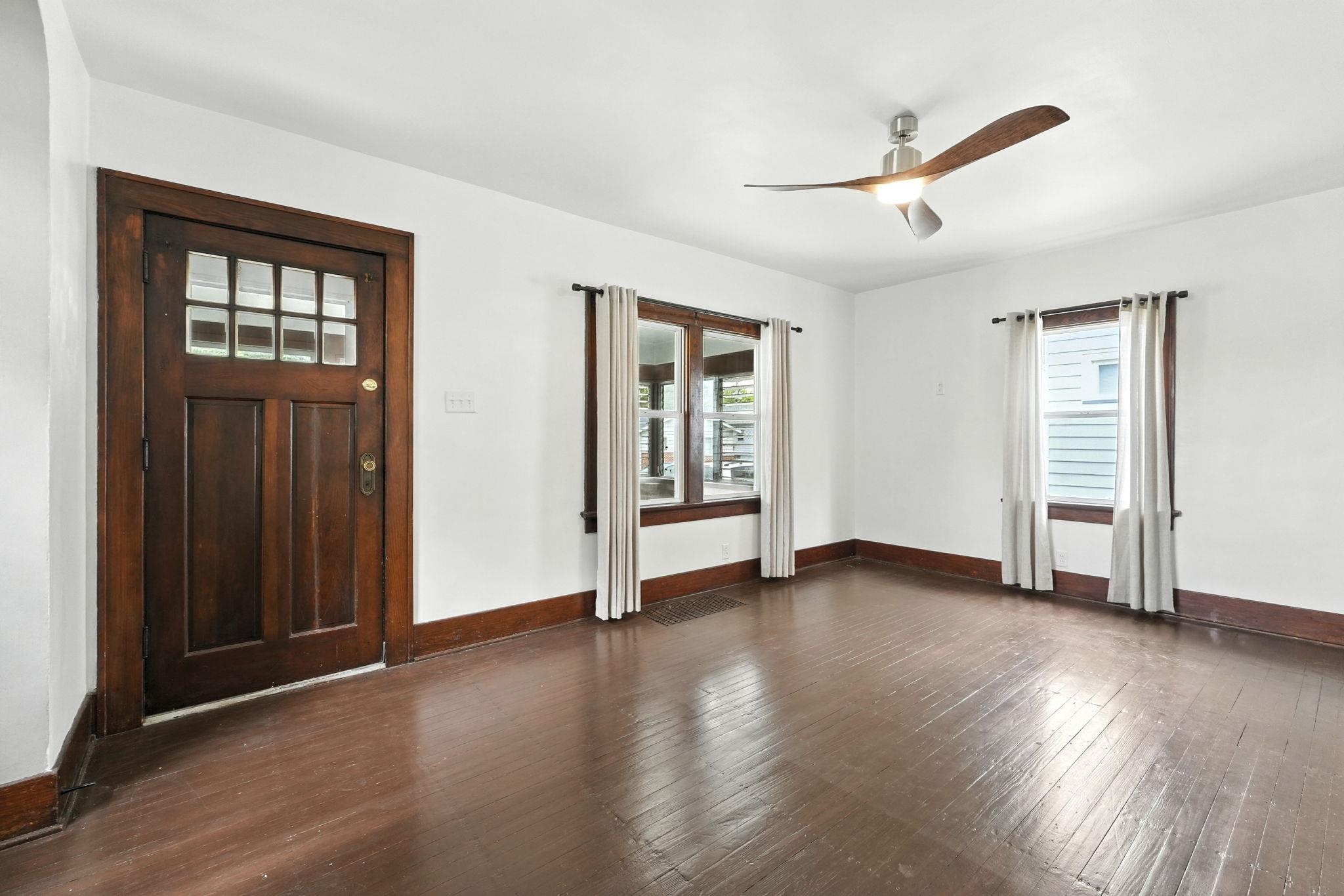 Photo 8 of 716 Anderson Avenue