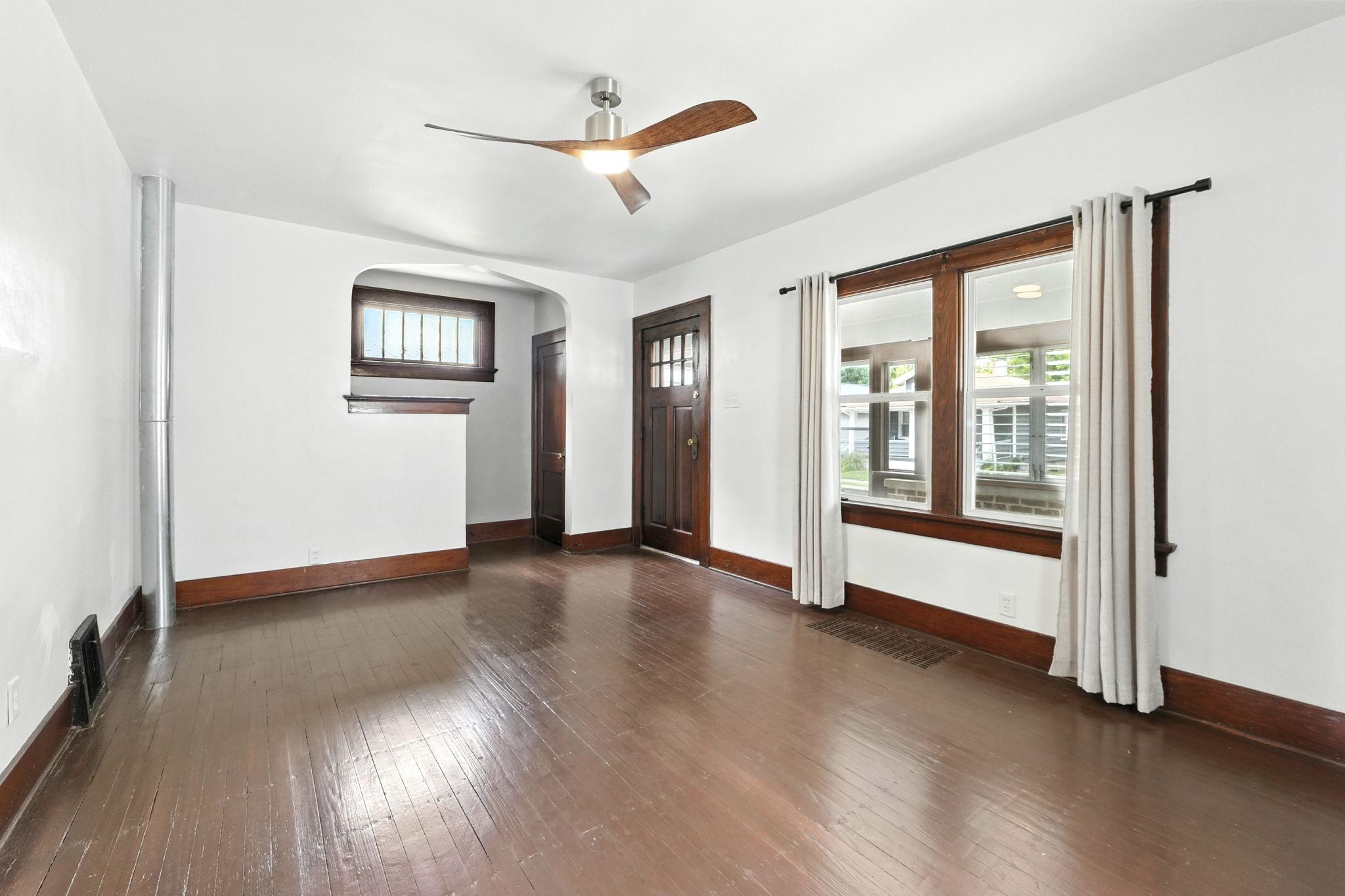 Photo 9 of 716 Anderson Avenue