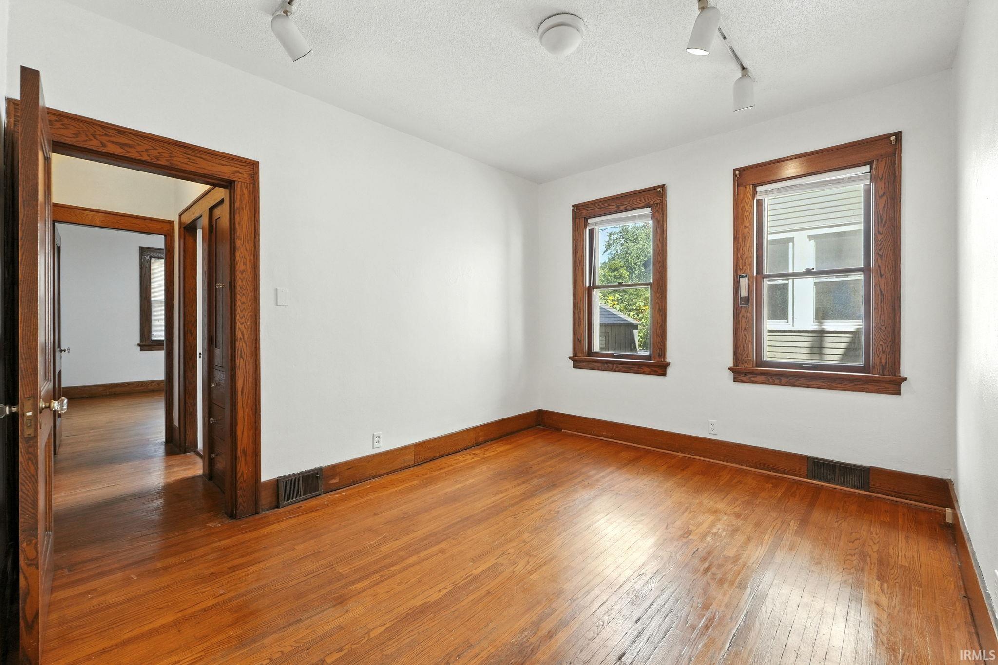 Photo 11 of 2309 N Anthony Boulevard