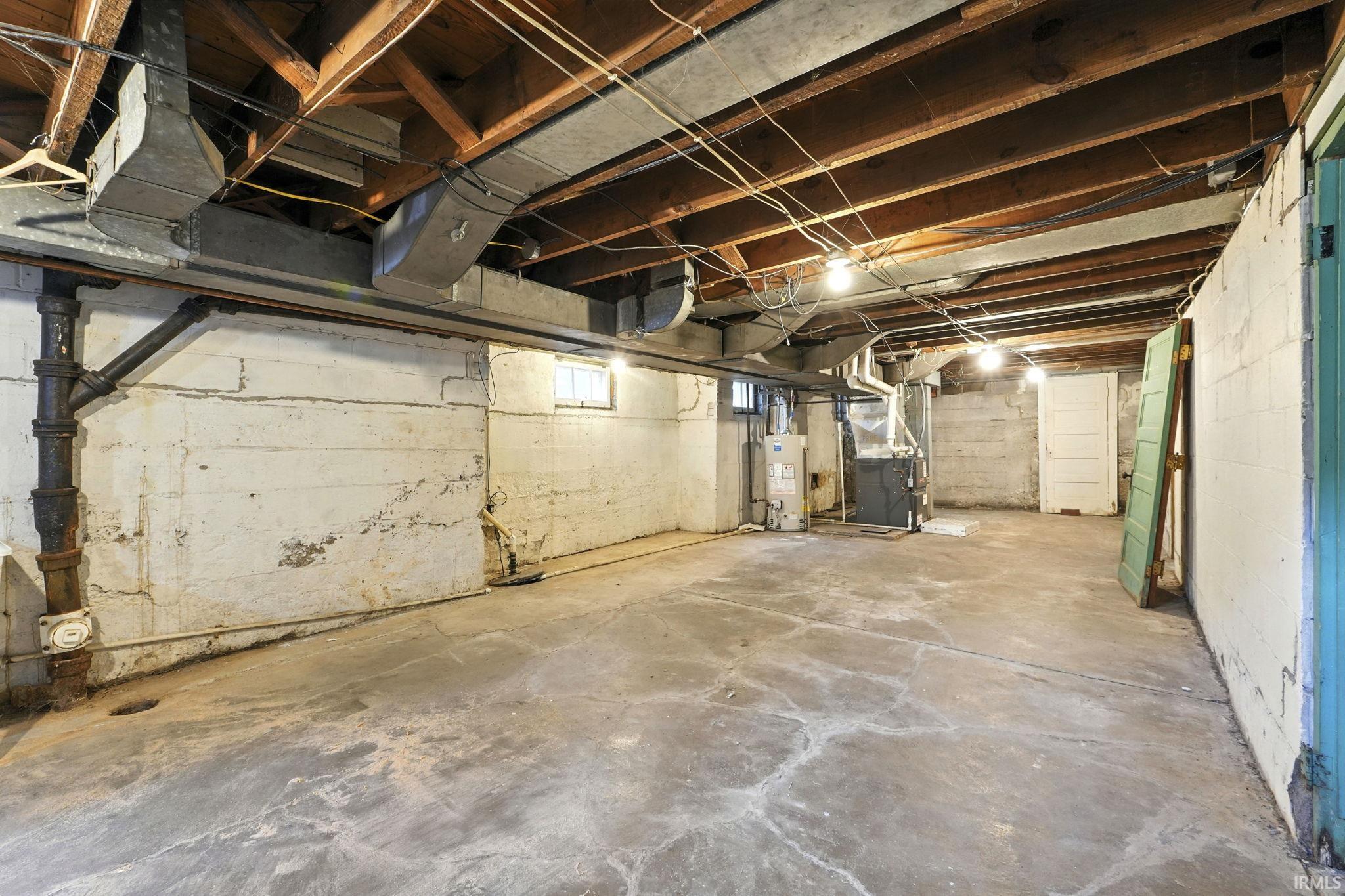 Photo 25 of 2309 N Anthony Boulevard