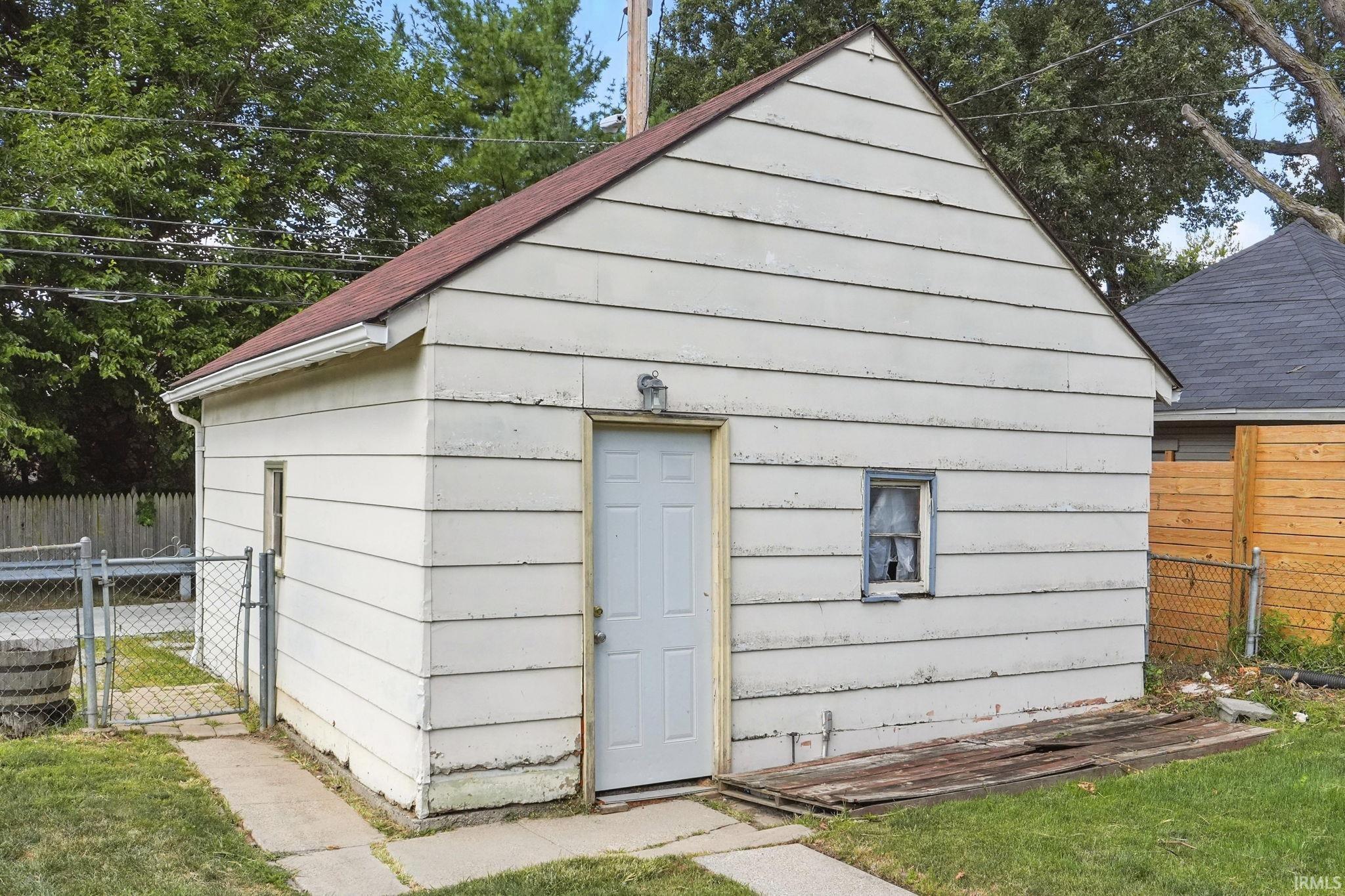 Photo 30 of 2309 N Anthony Boulevard