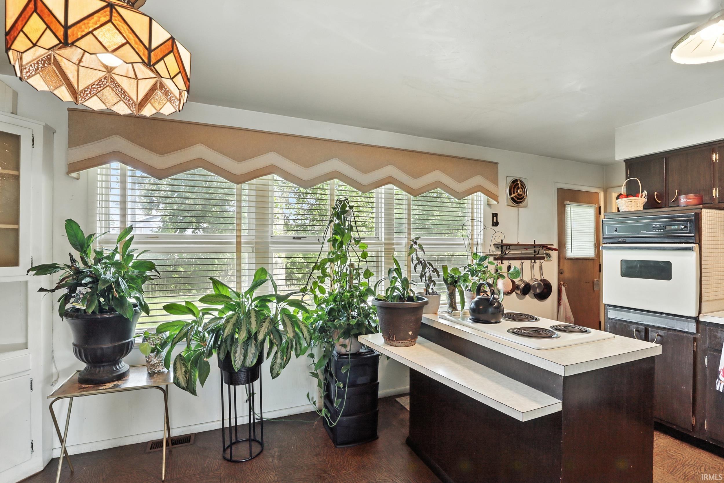 Photo 5 of 4921 Devonshire Drive