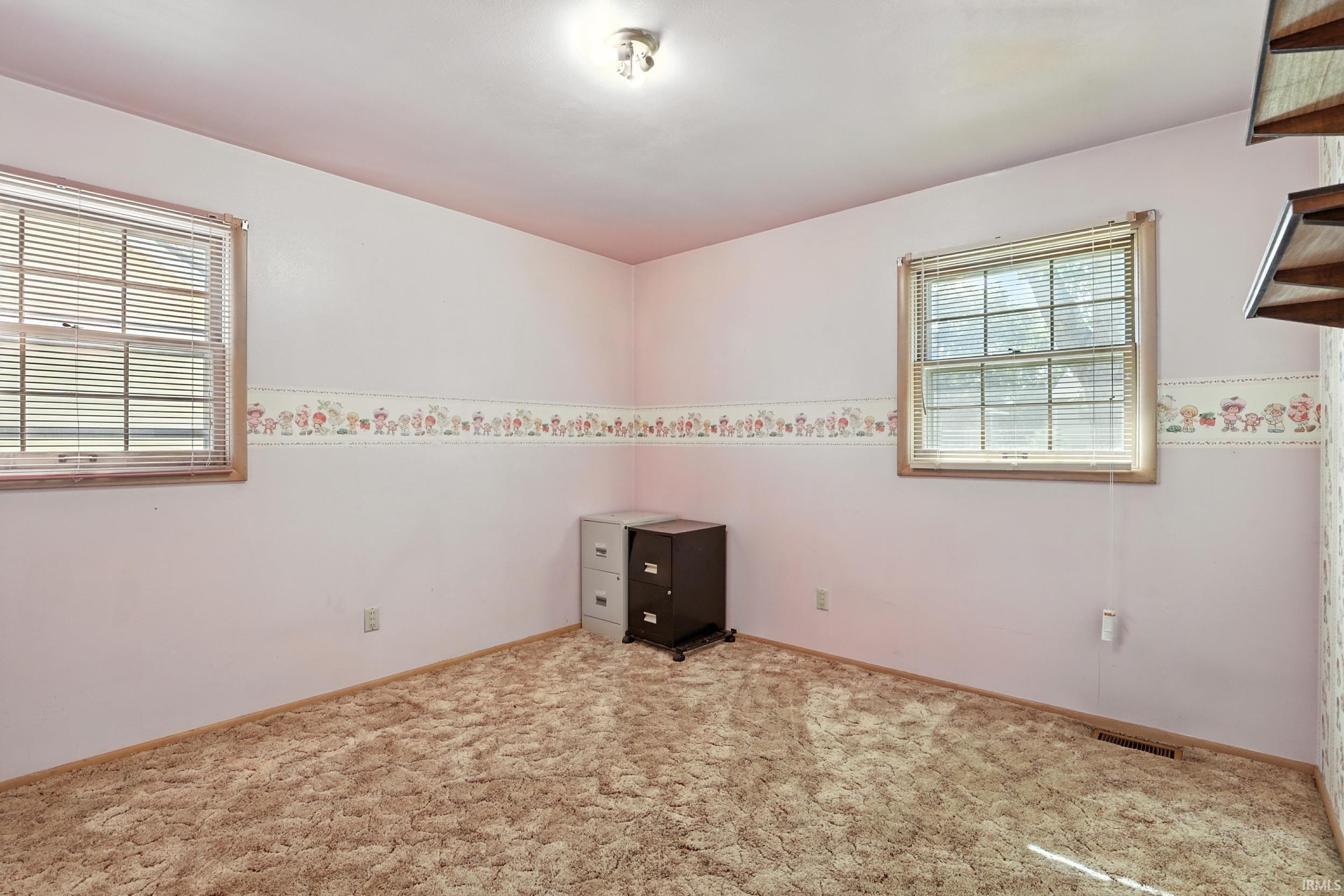 Photo 9 of 4921 Devonshire Drive