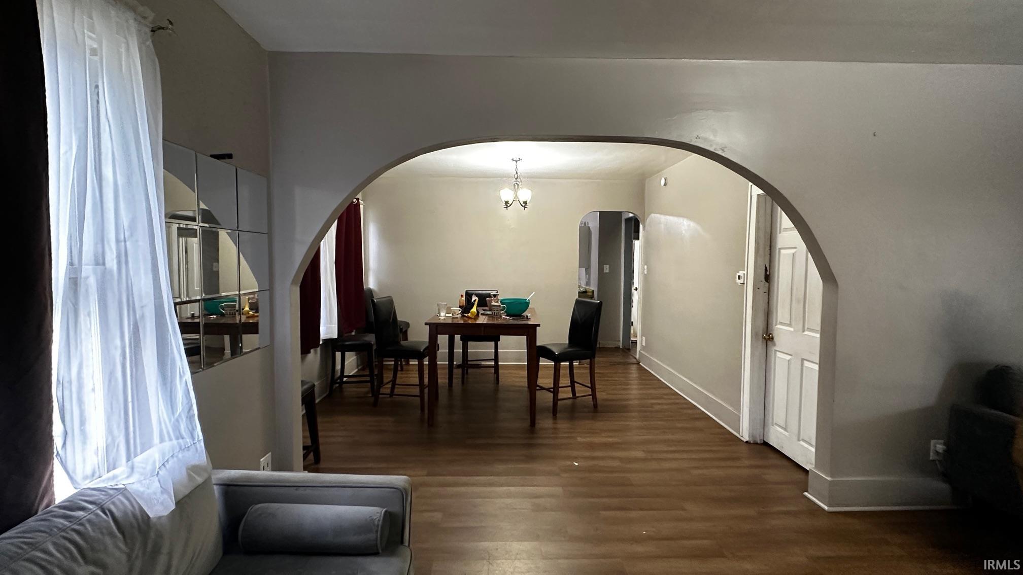 Photo 3 of 1011 Benham Court