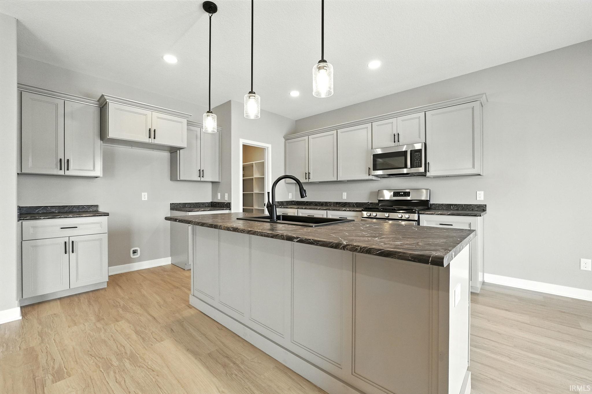 Homes for sale in Huntertown, IN | 1216 Switchfoot Dr, Huntertown, IN 46748 | MLS# 202534668