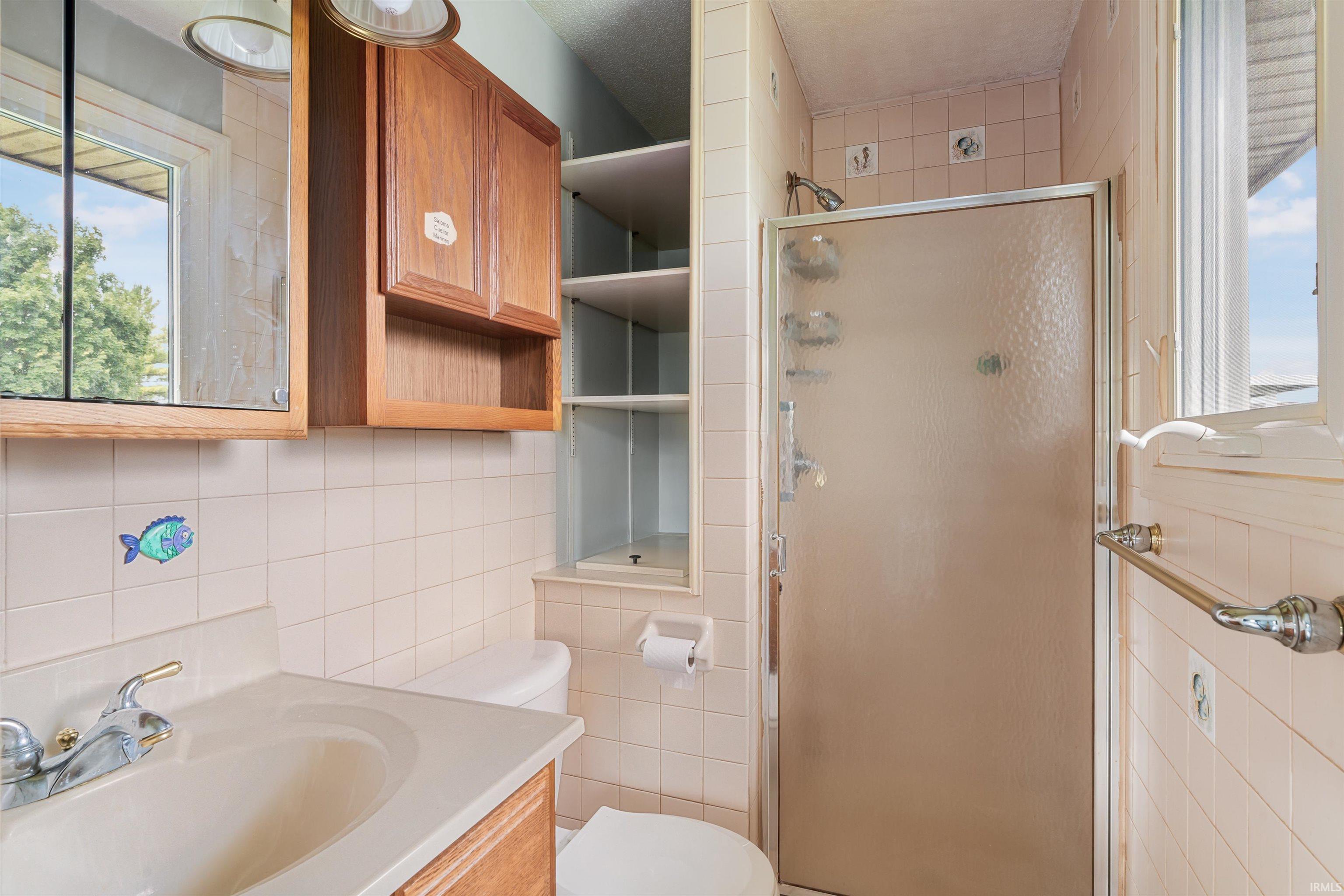 Photo 18 of 14802 Illinois Road