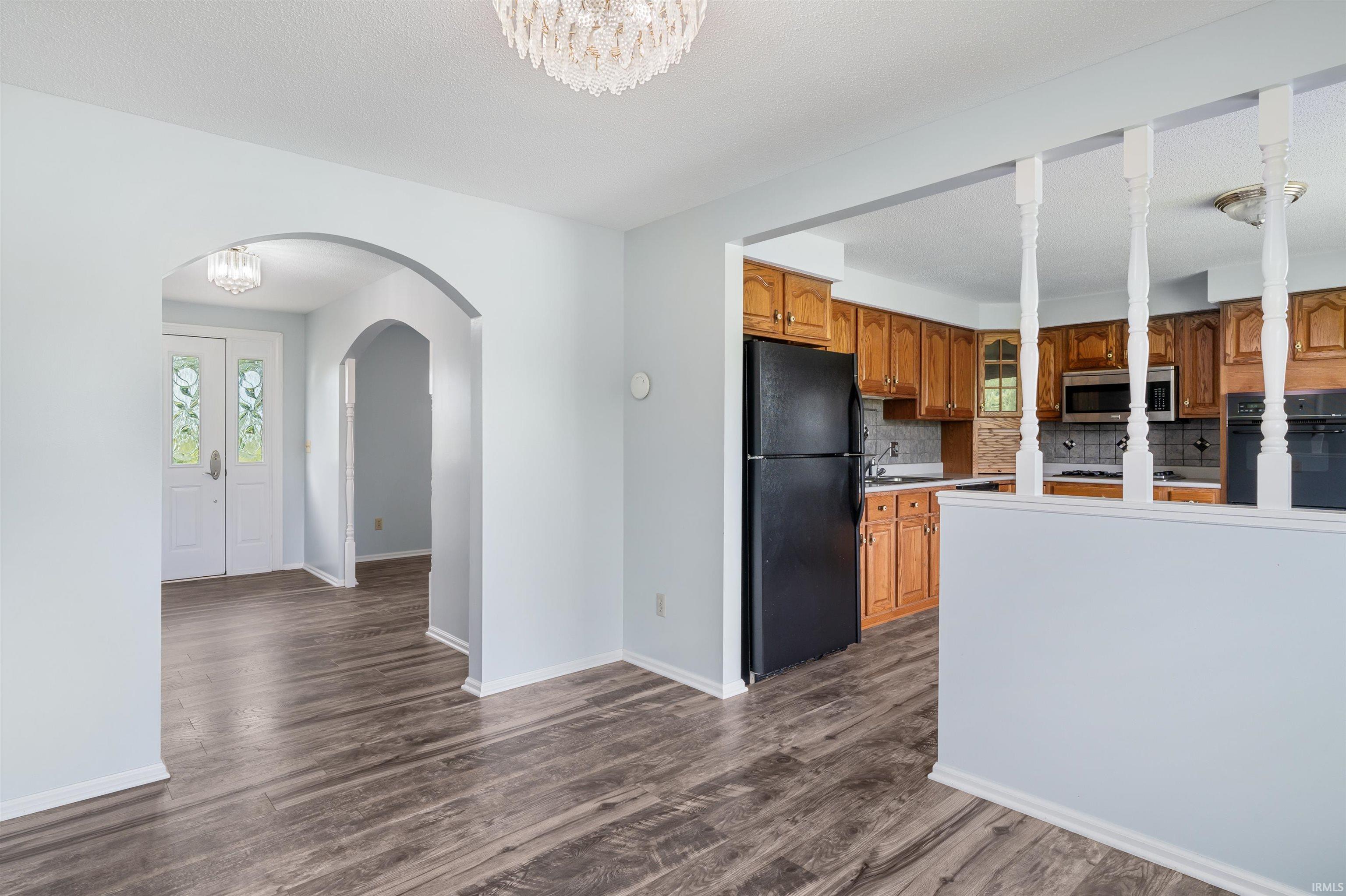 Photo 8 of 14802 Illinois Road