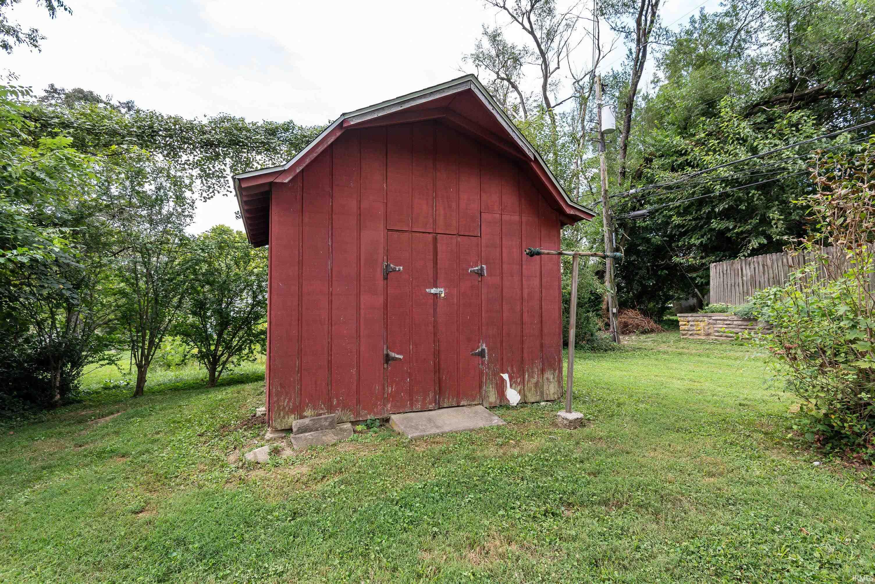 Homes for sale in Bloomington, IN | 709 W 13th St, Bloomington, IN 47404 | MLS# 202534837