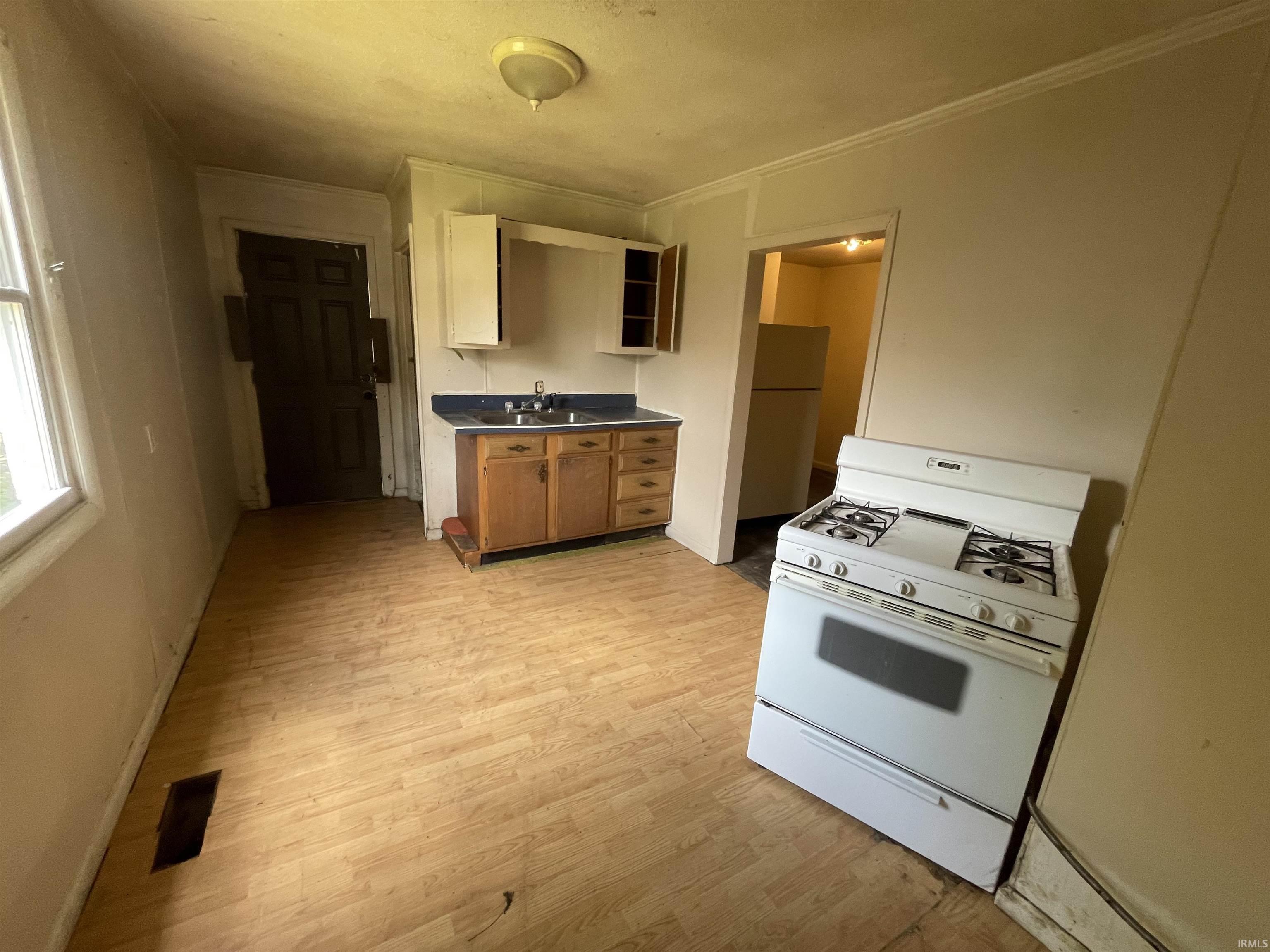 Homes for sale in Evansville, IN | 609 Taylor Ave, Evansville, IN 47713 | MLS# 202534892