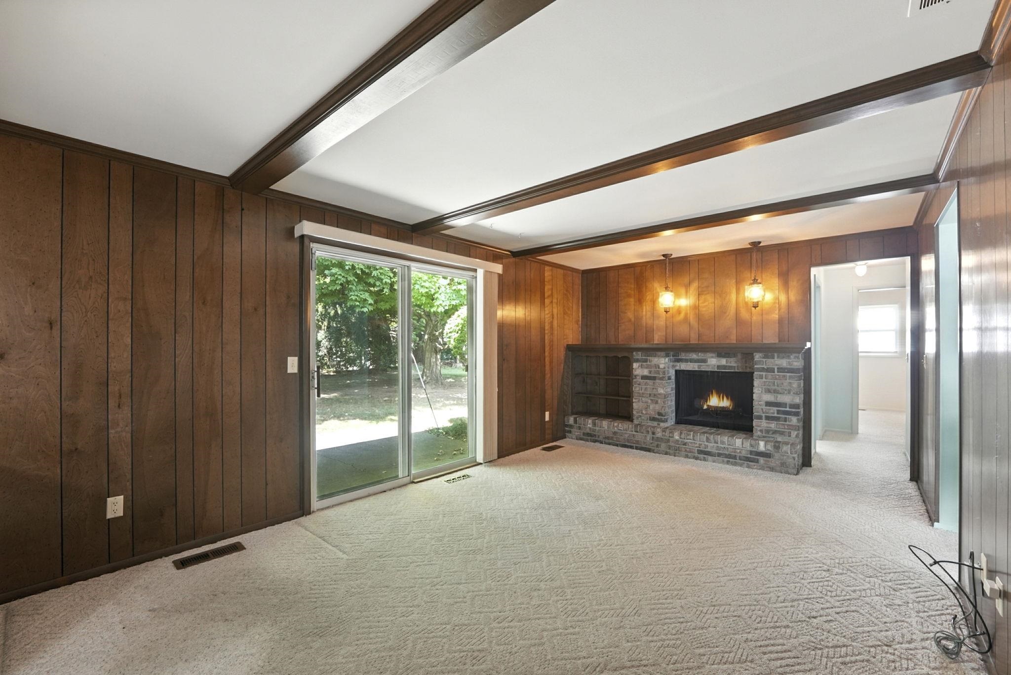 Photo 10 of 405 Hilltop Drive