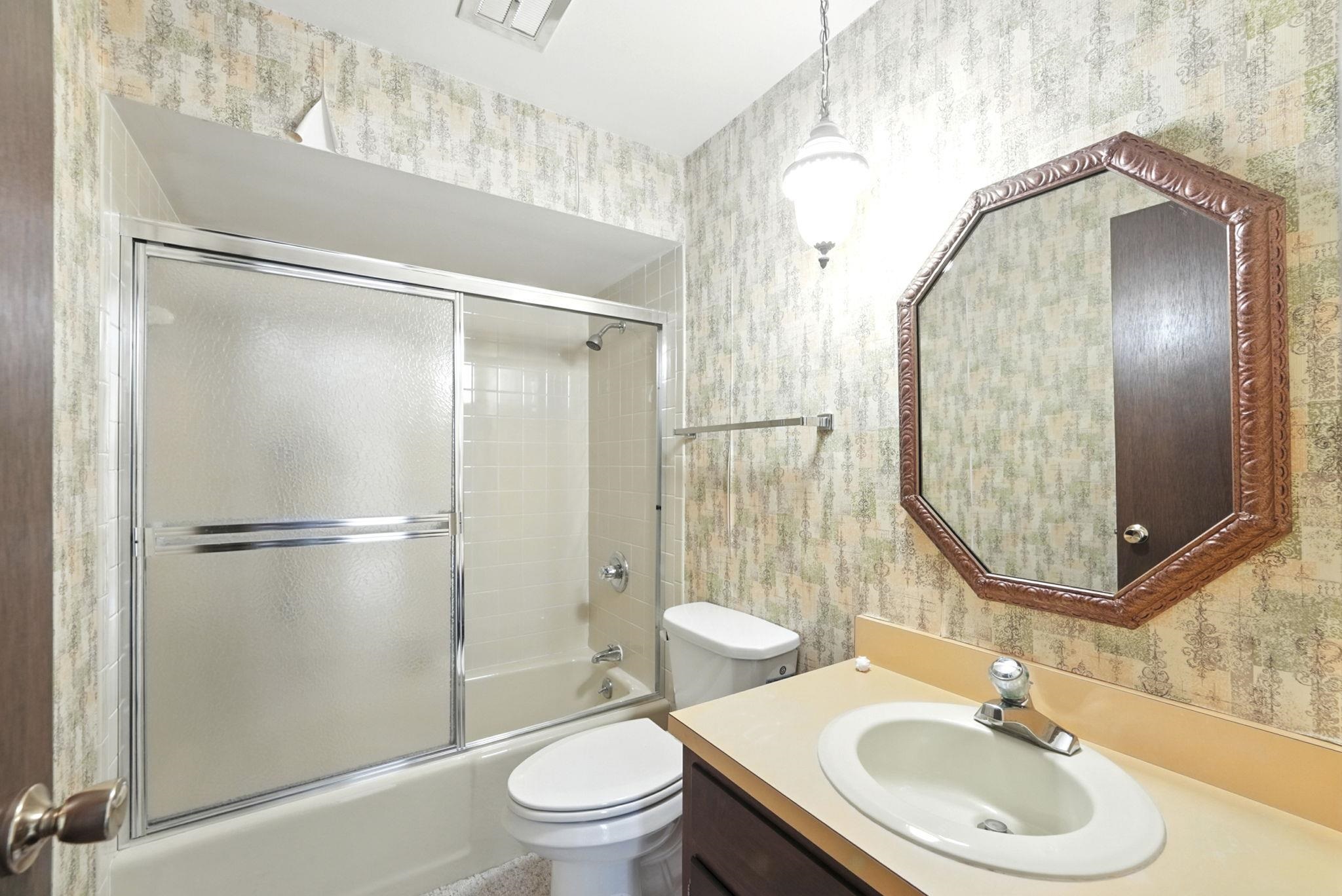 Photo 16 of 405 Hilltop Drive