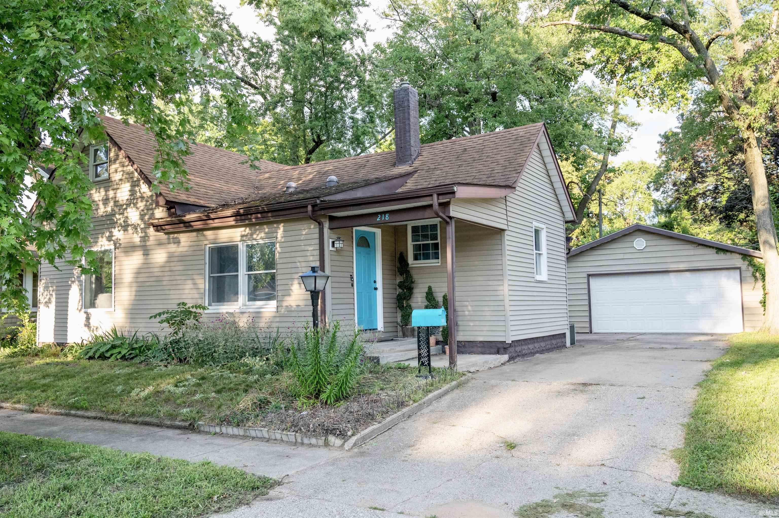 Photo 0 of 218 Kenyon Avenue