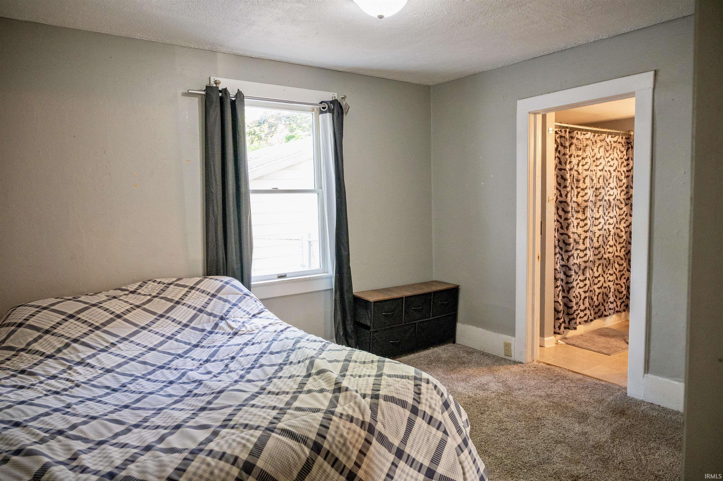 Photo 8 of 218 Kenyon Avenue