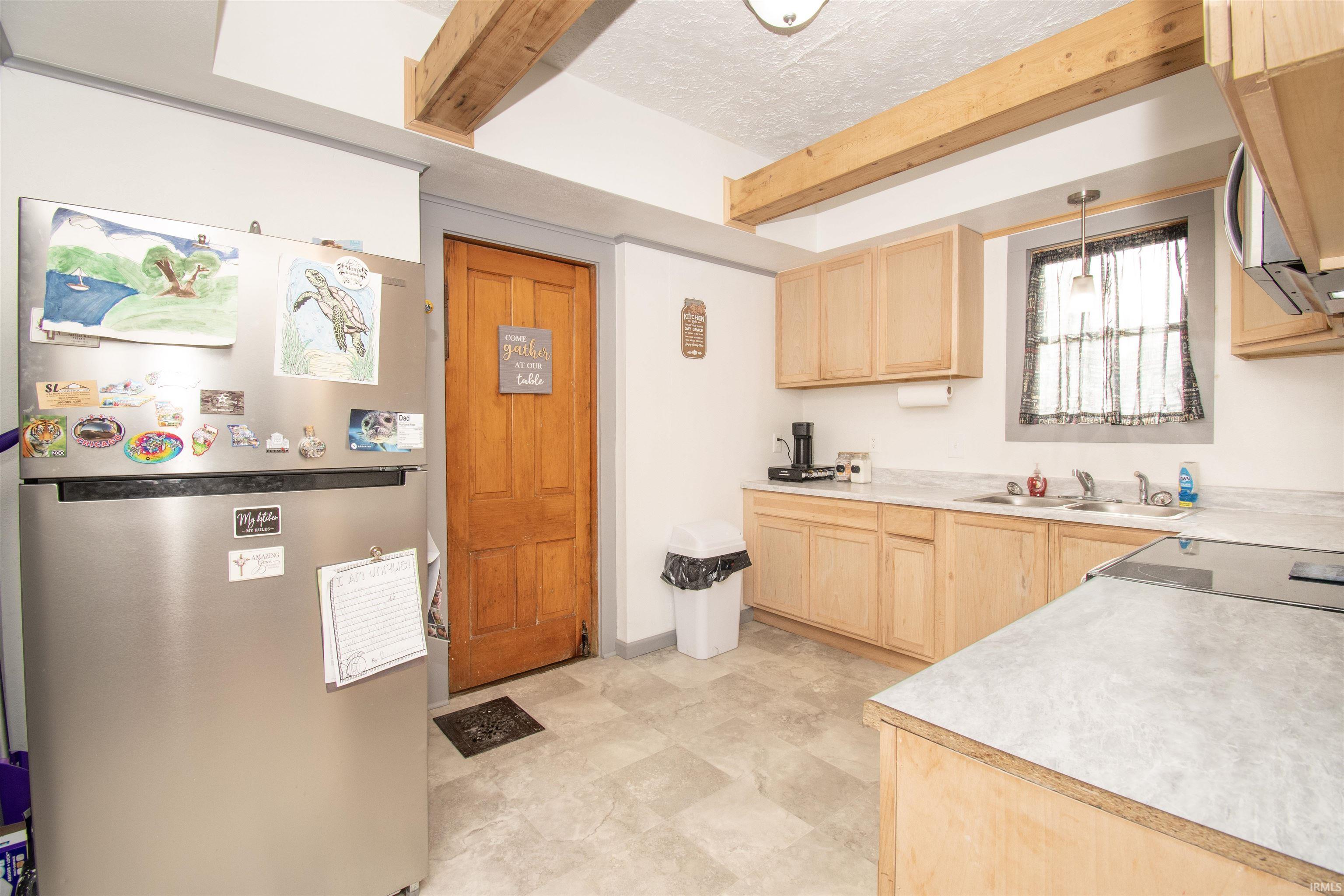 Photo 14 of 203 Sargent Street