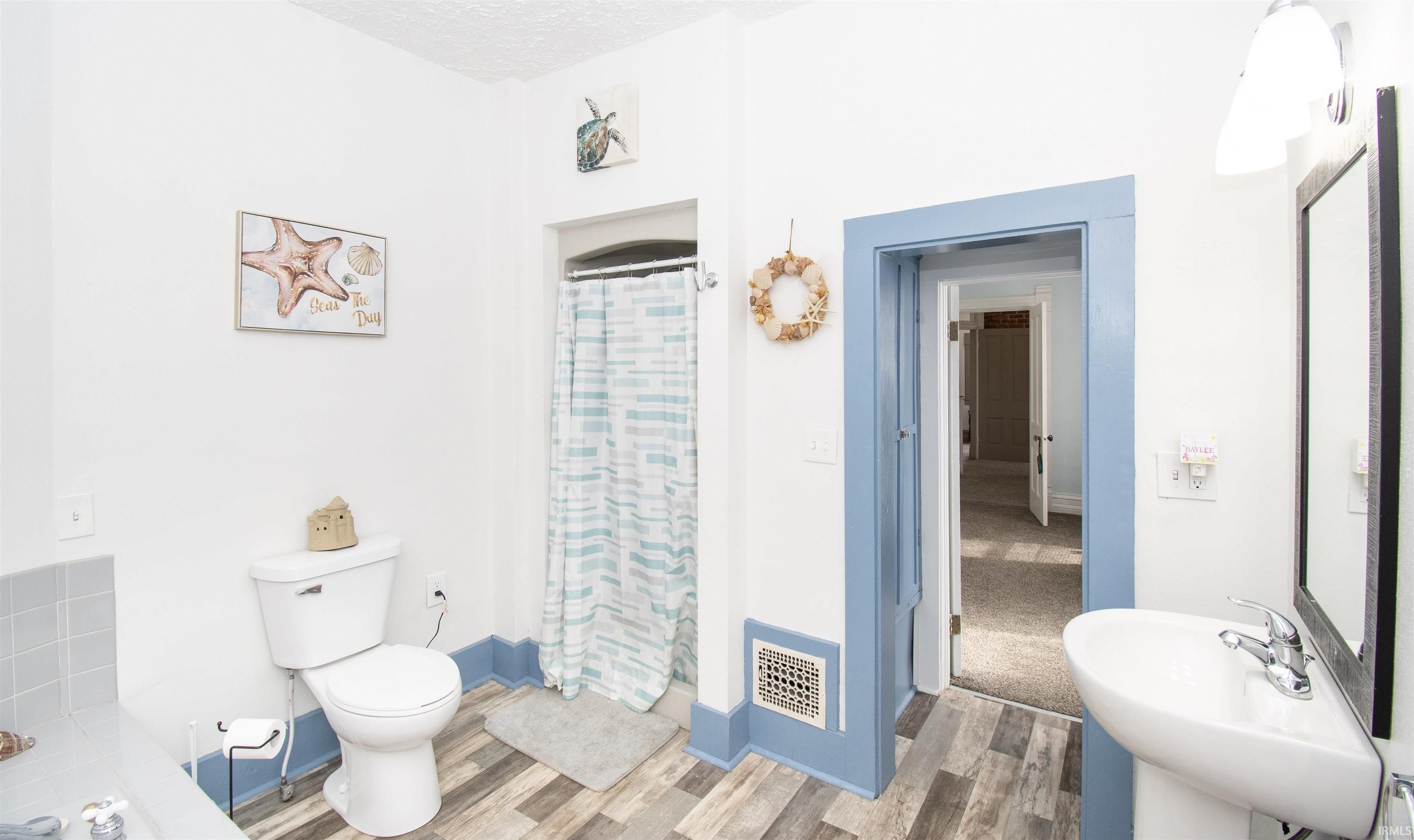 Photo 21 of 203 Sargent Street