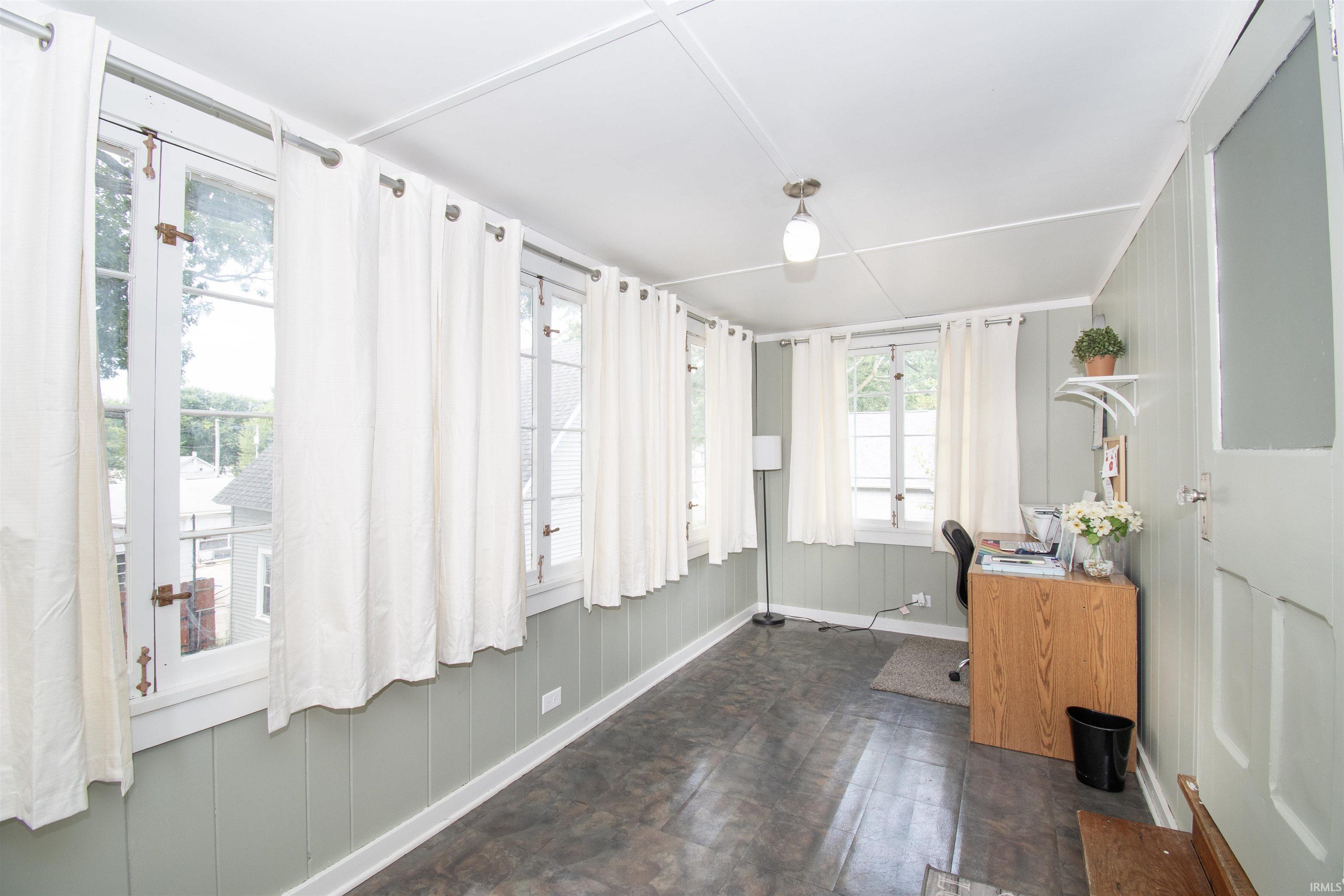 Photo 27 of 203 Sargent Street