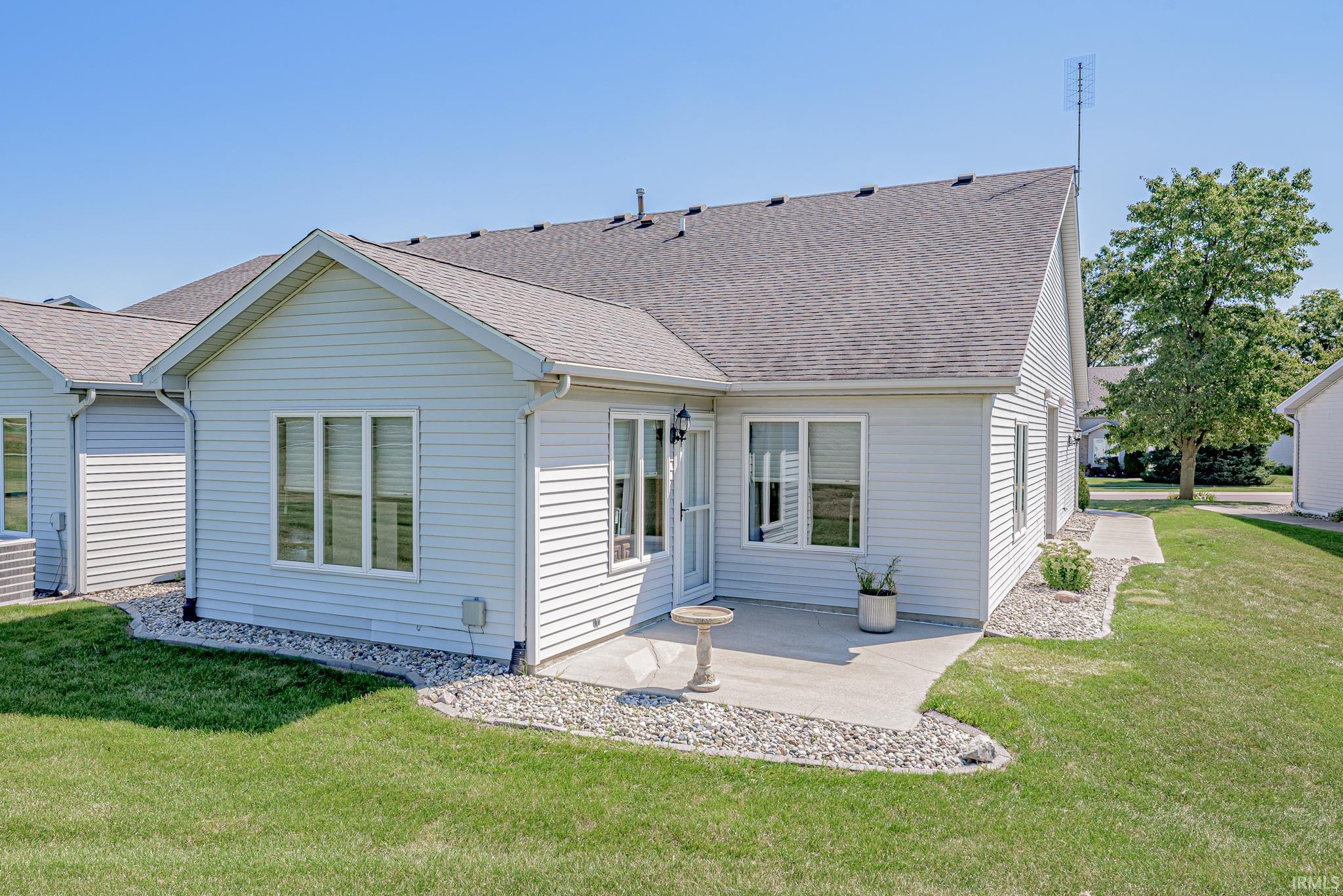 1733 E Inverness Circle