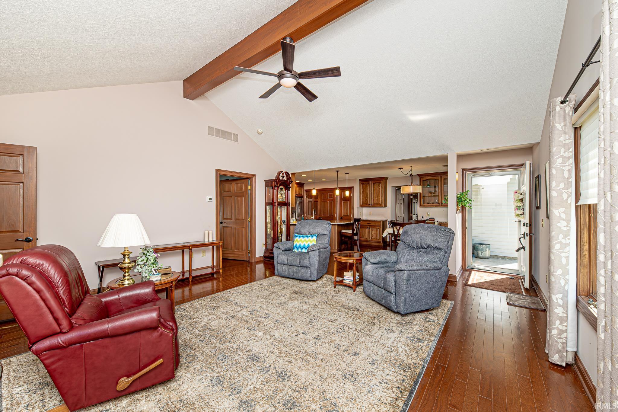 1733 E Inverness Circle