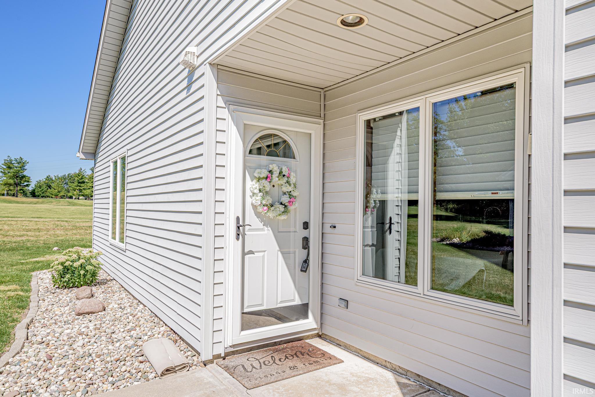 1733 E Inverness Circle