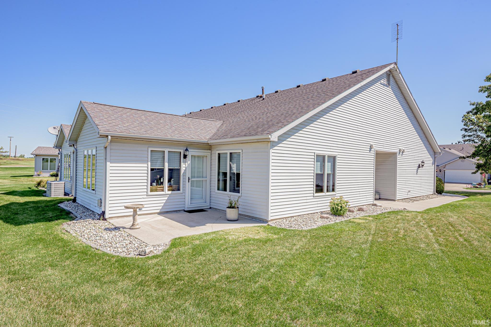 1733 E Inverness Circle