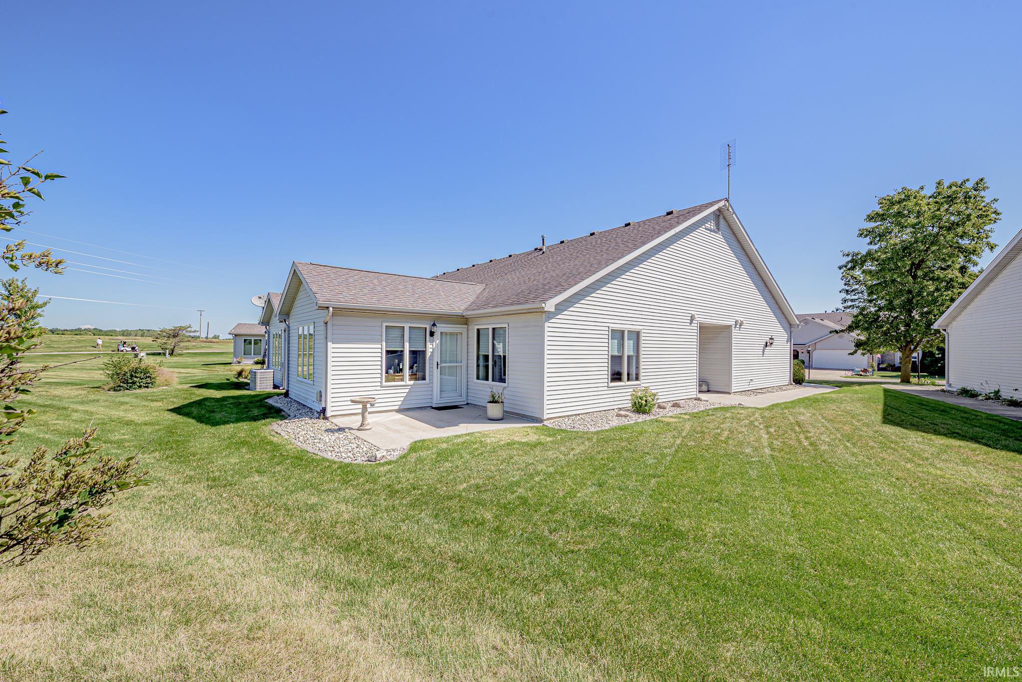 1733 E Inverness Circle