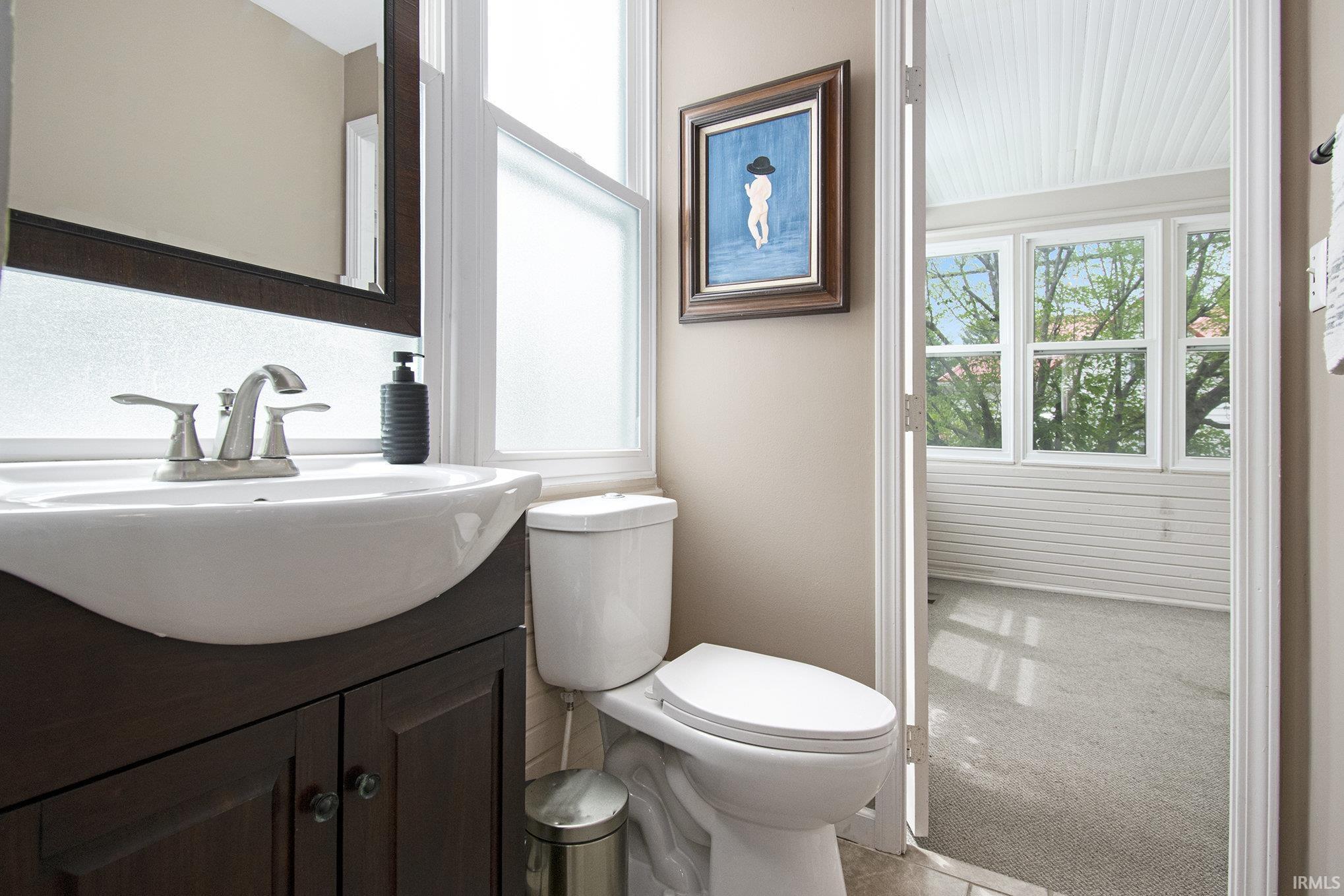 Photo 10 of 523 S Union Street