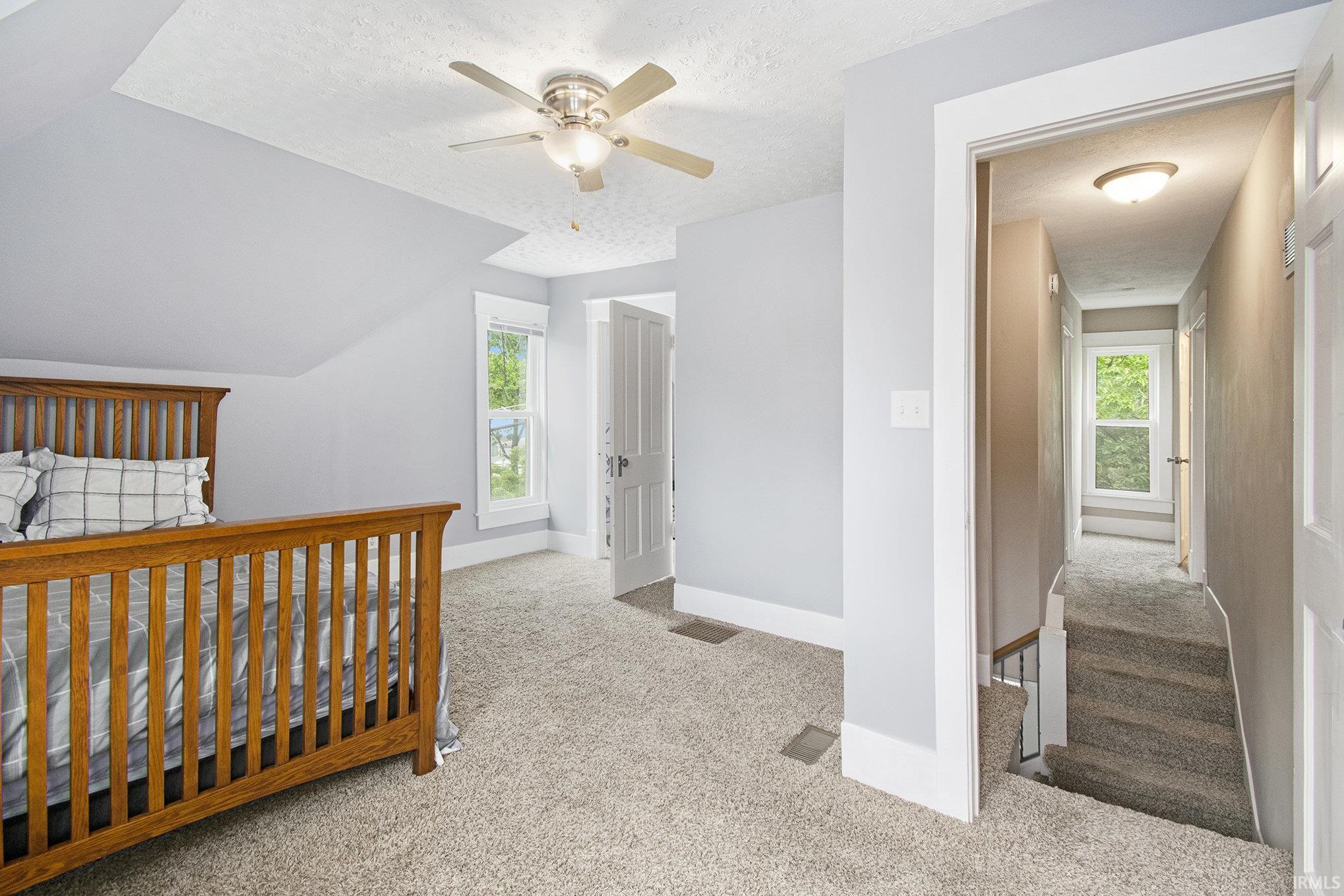 Photo 11 of 523 S Union Street