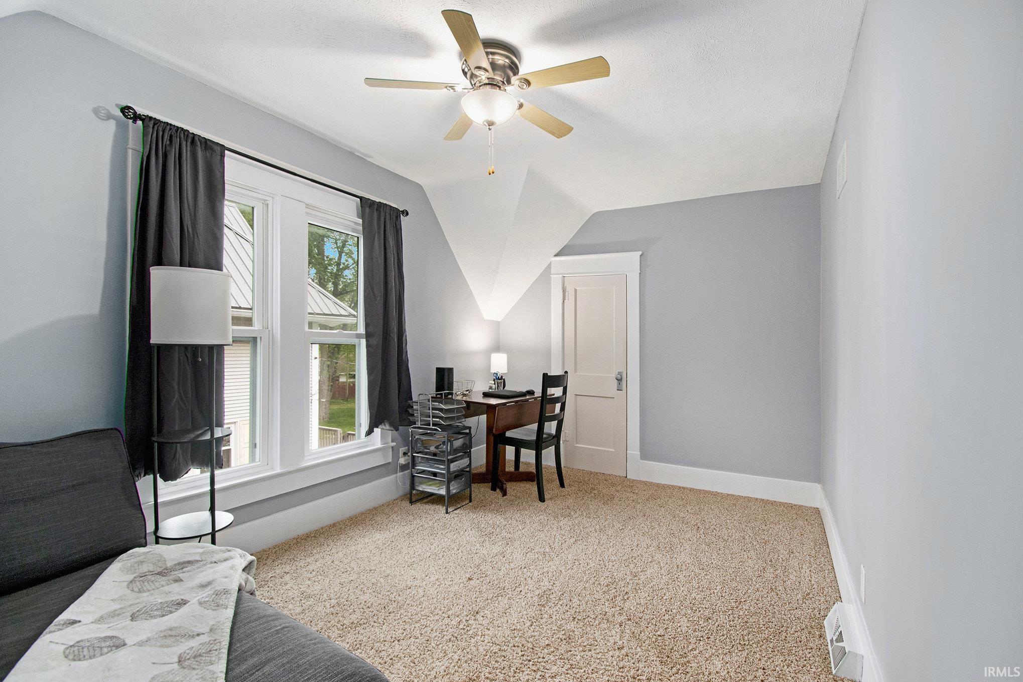 Photo 14 of 523 S Union Street