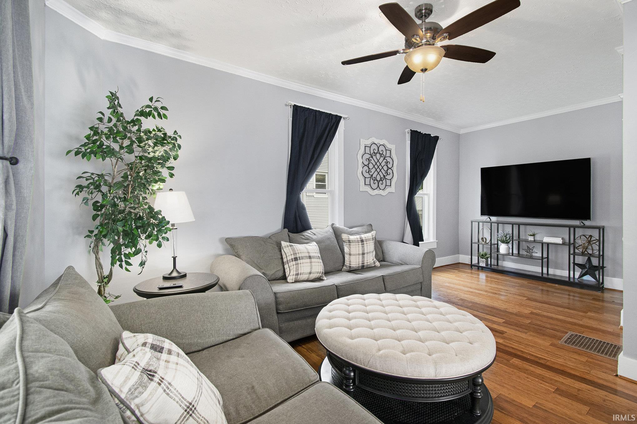 Photo 3 of 523 S Union Street