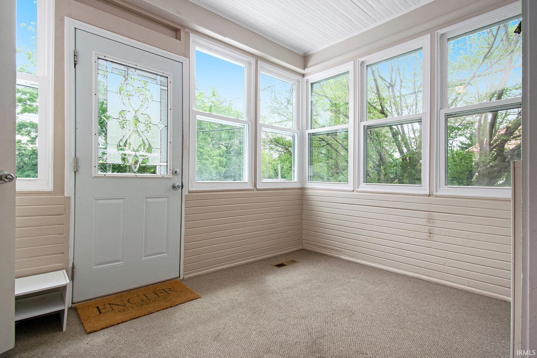 Photo 9 of 523 S Union Street