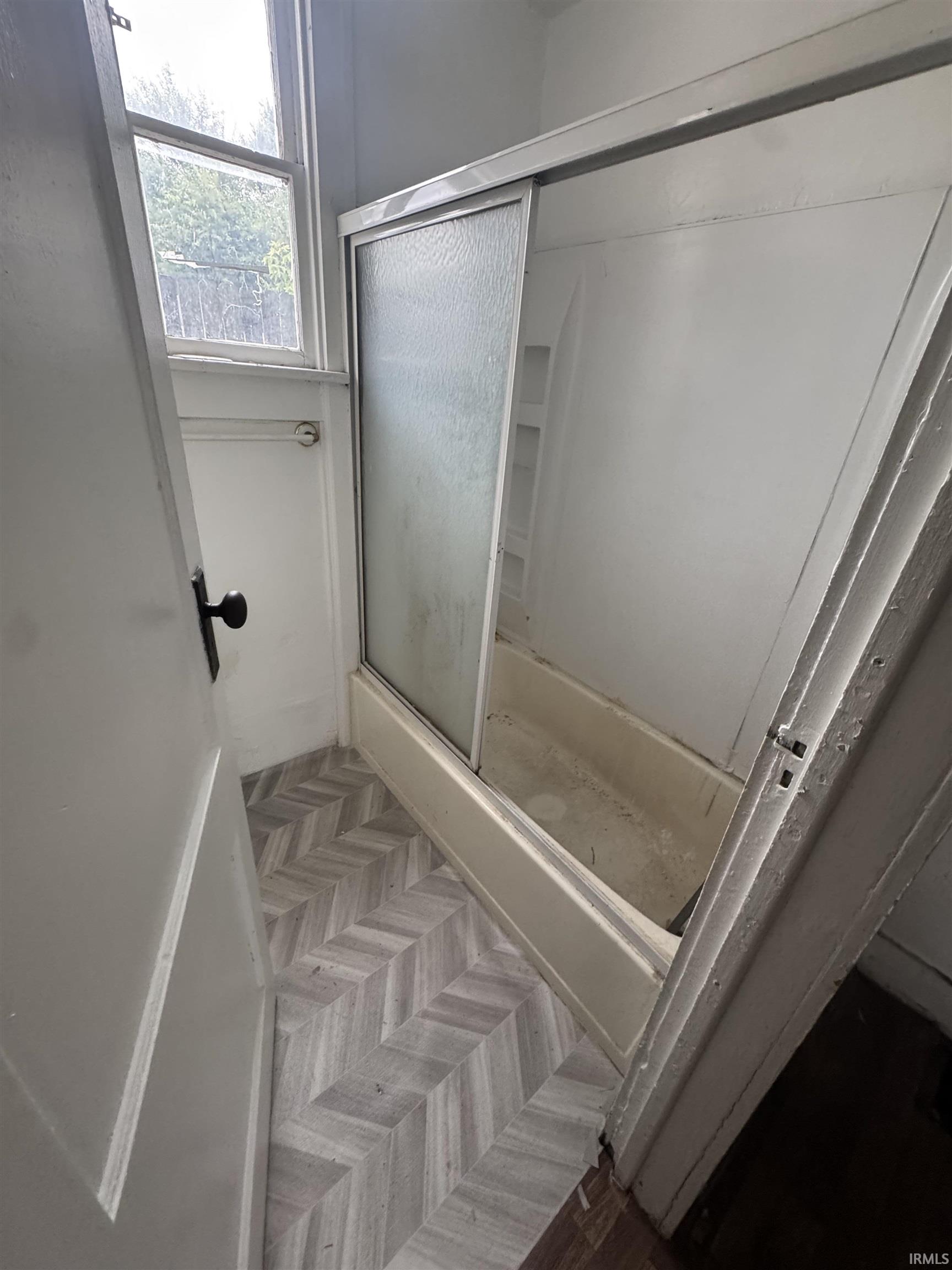 Photo 8 of 1721 W 4th Street