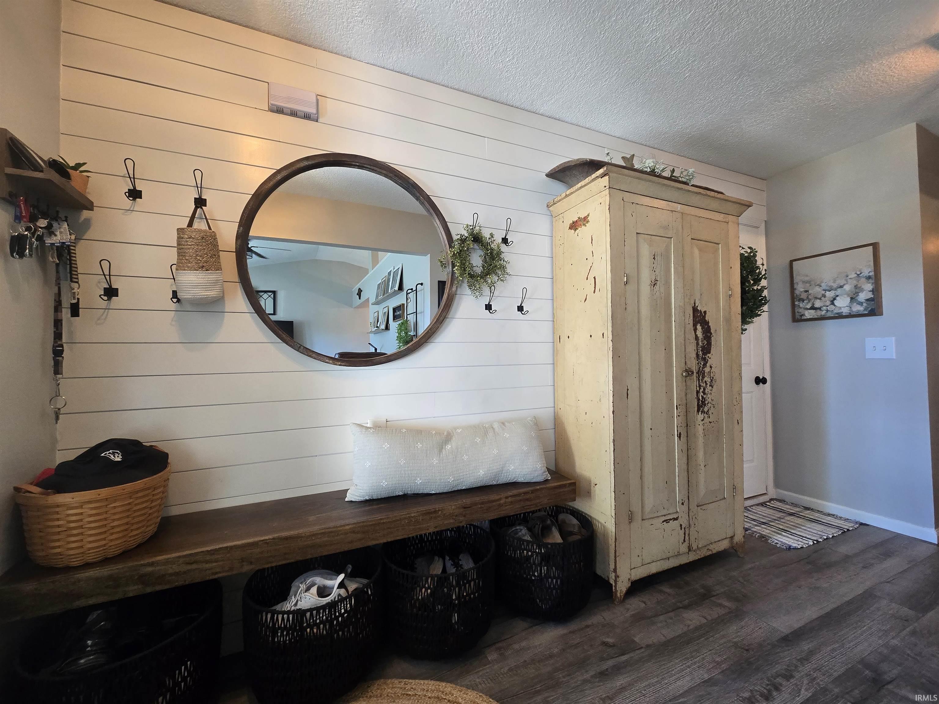 401 Rivercrest Court