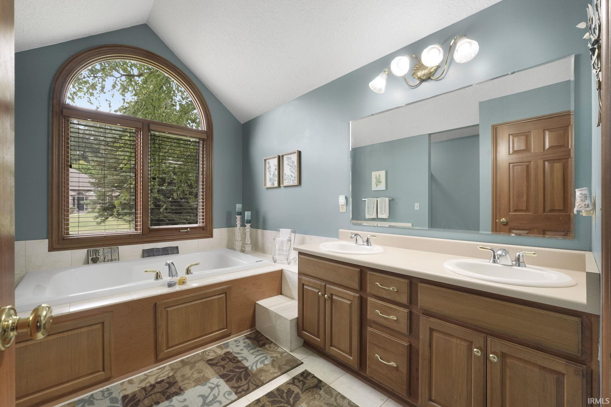 Photo 10 of 5916 Chase Creek Court