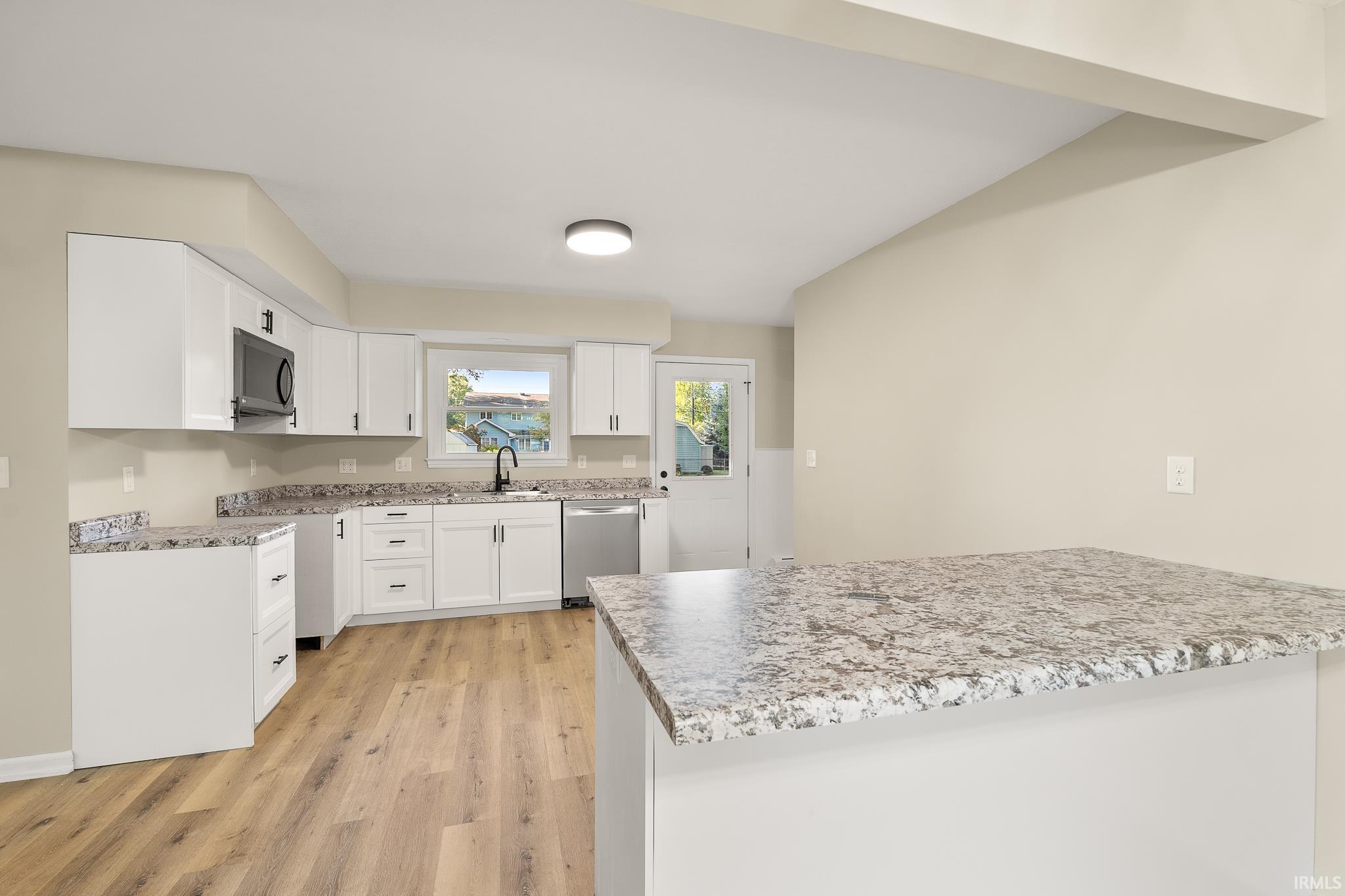 Photo 9 of 1710 Richfield Drive