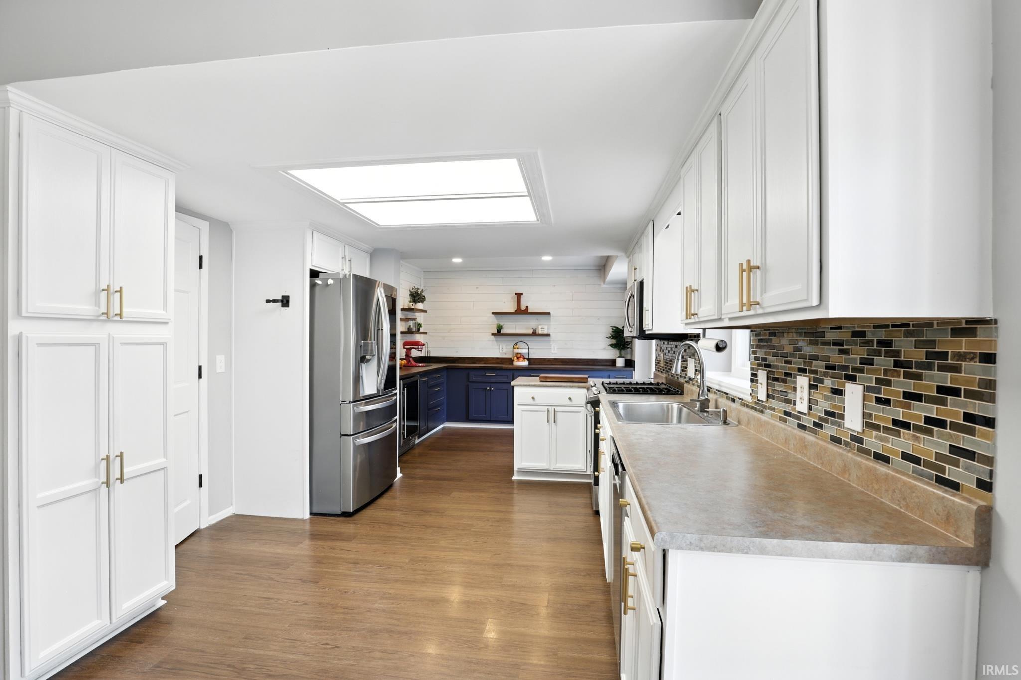 Photo 10 of 6417 Merlin Drive