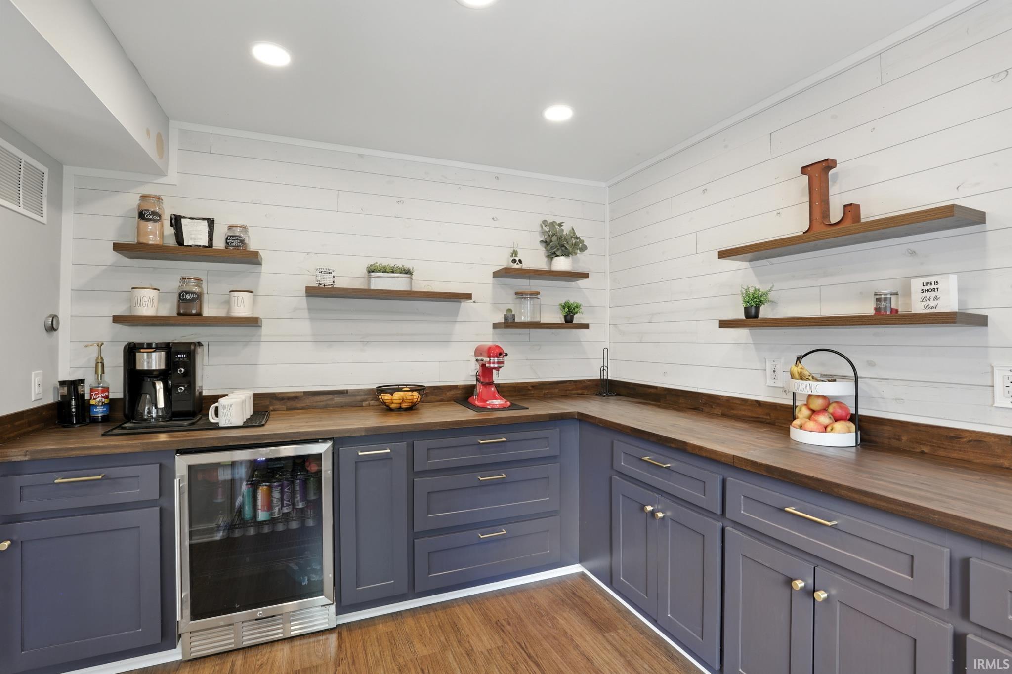 Photo 11 of 6417 Merlin Drive