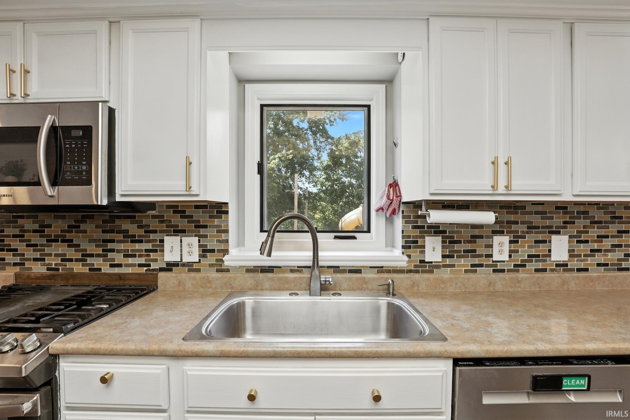 Photo 14 of 6417 Merlin Drive