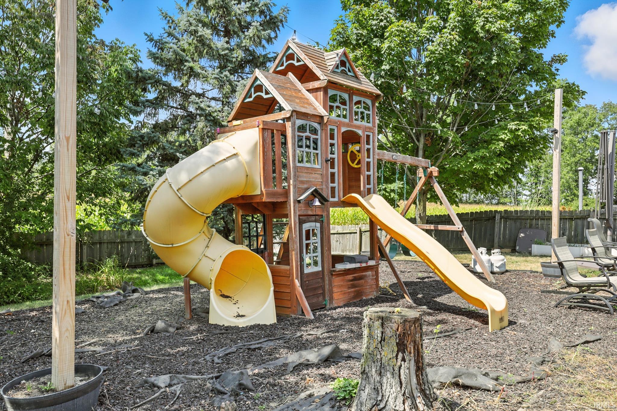 Photo 33 of 6417 Merlin Drive