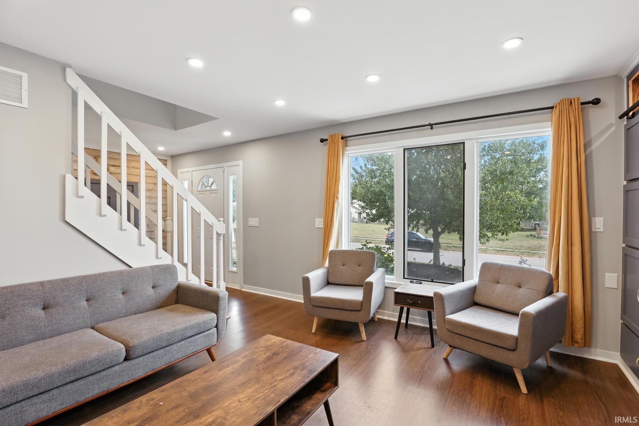 Photo 5 of 6417 Merlin Drive