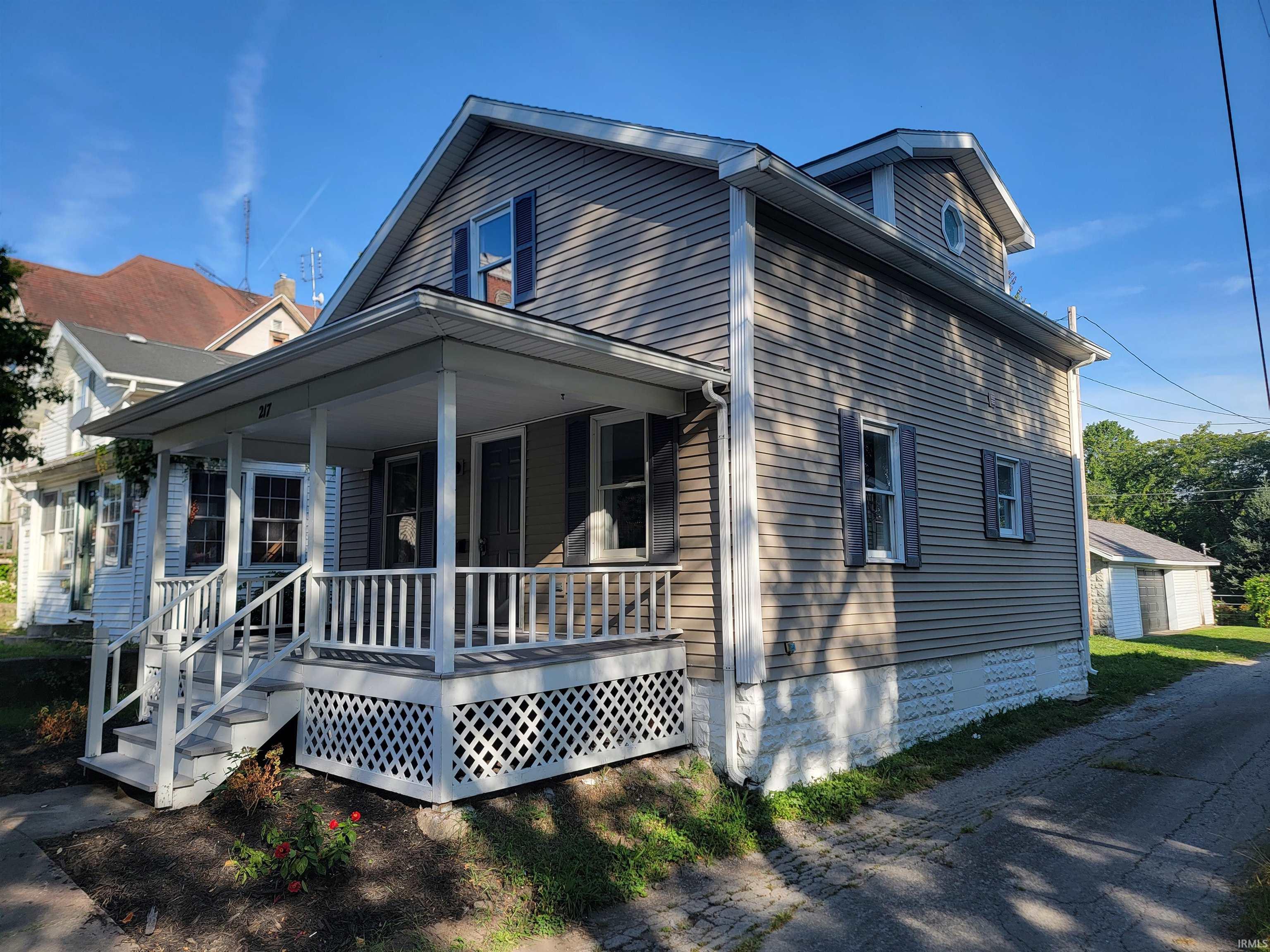 Property Photo 3