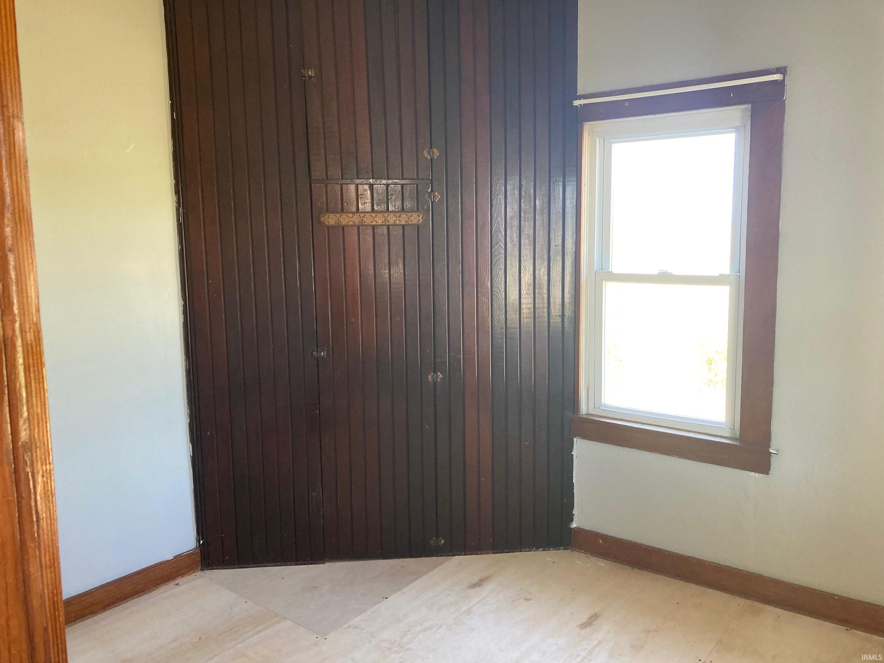 Homes for sale in Cannelburg, IN | 8965 E Us Hwy 50, Cannelburg, IN 47519 | MLS# 202535415