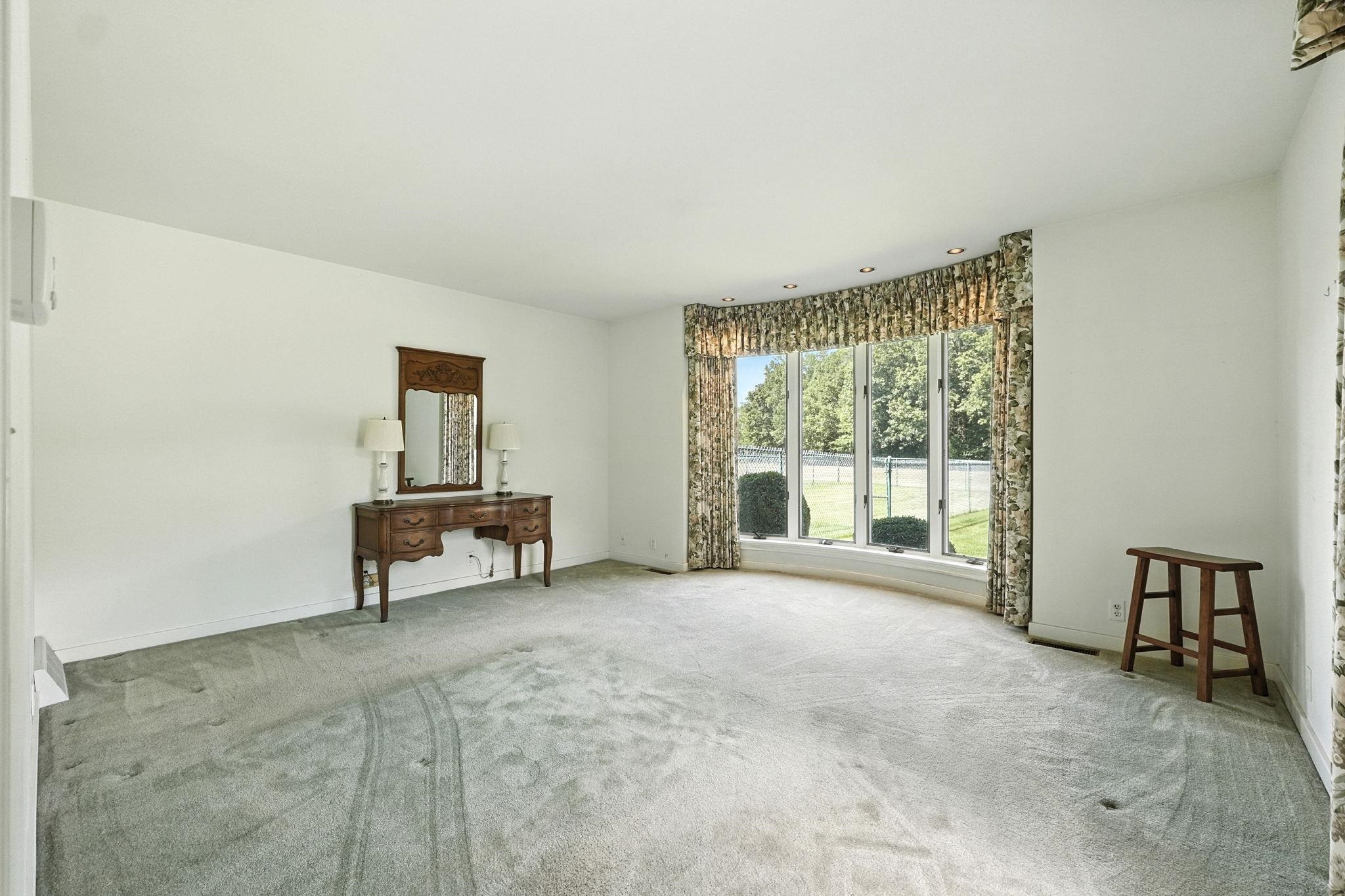 Photo 14 of 1070 W 100 N