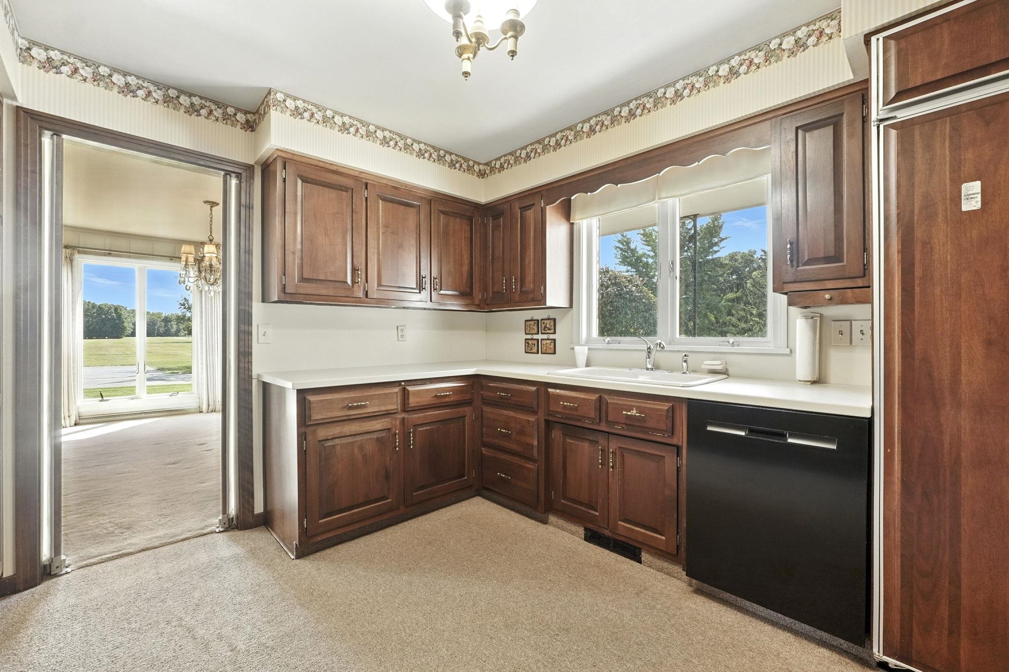 Photo 6 of 1070 W 100 N