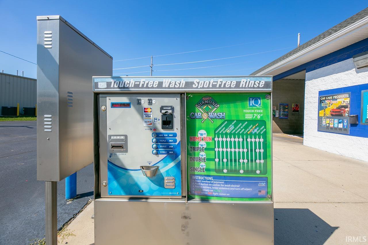 Photo 6 of 508 S Division Street